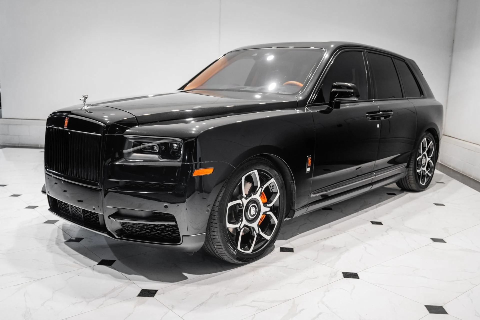 mph004_2045330779_Used_2020_Rolls_Royce_Cullinan_1773159680_44ea5b3dae