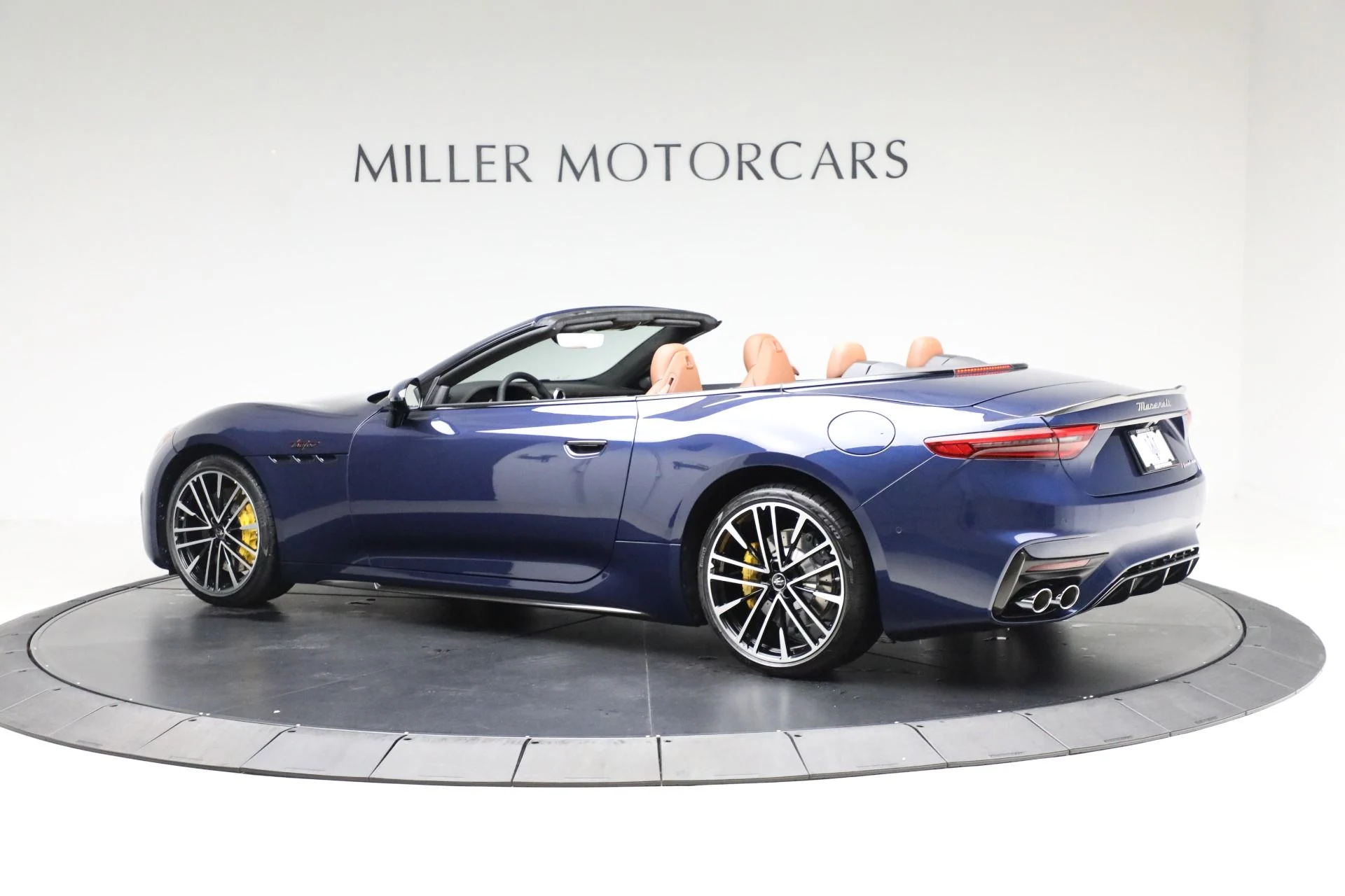 mph004_2046016771_New_2026_Maserati_Gran_Cabrio_Trofeo_1762815465_c63745d59d