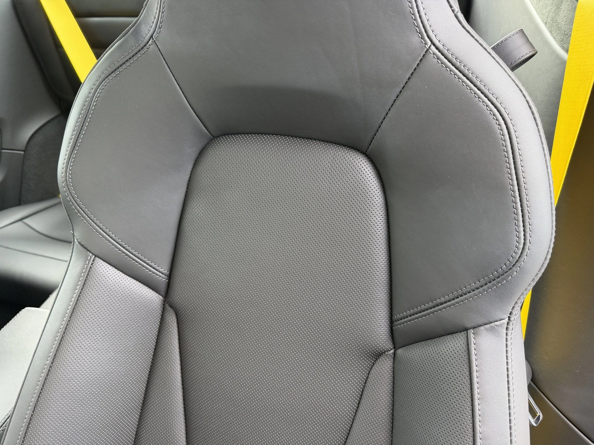 mph004_204680074_5cc99cbaa7de2f6a06b69a60407028cdx_ad6b3eccf6