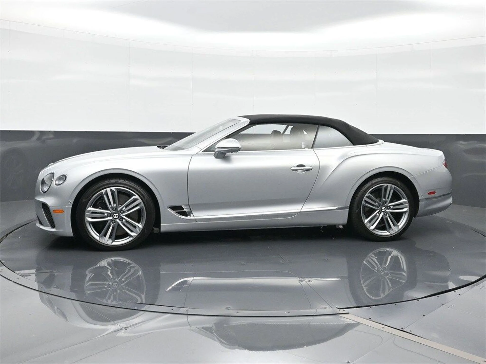 mph004_2048354621_5c18ef1c818feb834ca6491658434e94x_8db41c32bc