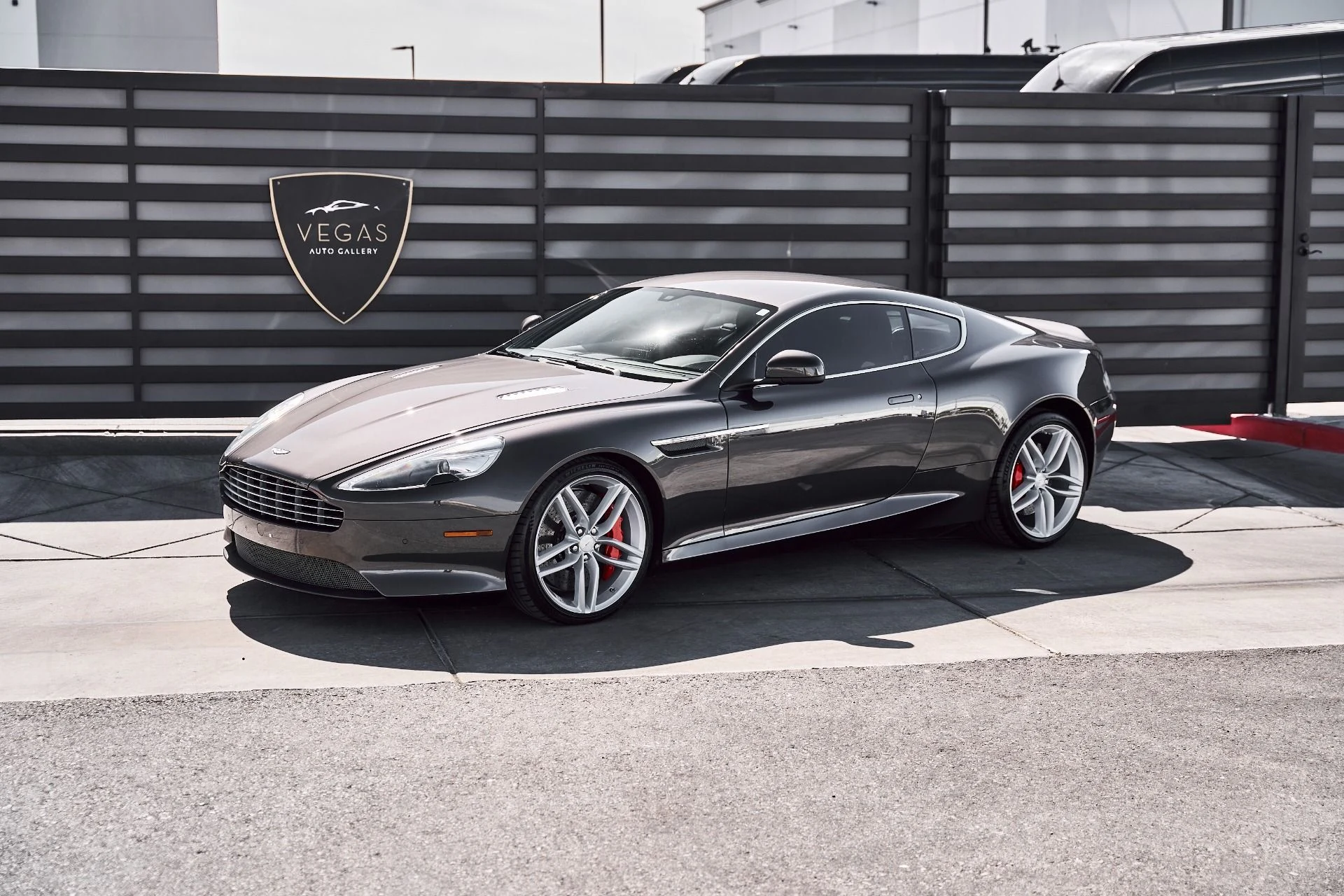 mph004_2050050614_Used_2014_Aston_Martin_DB_9_Base_1780969001_af82c31efb