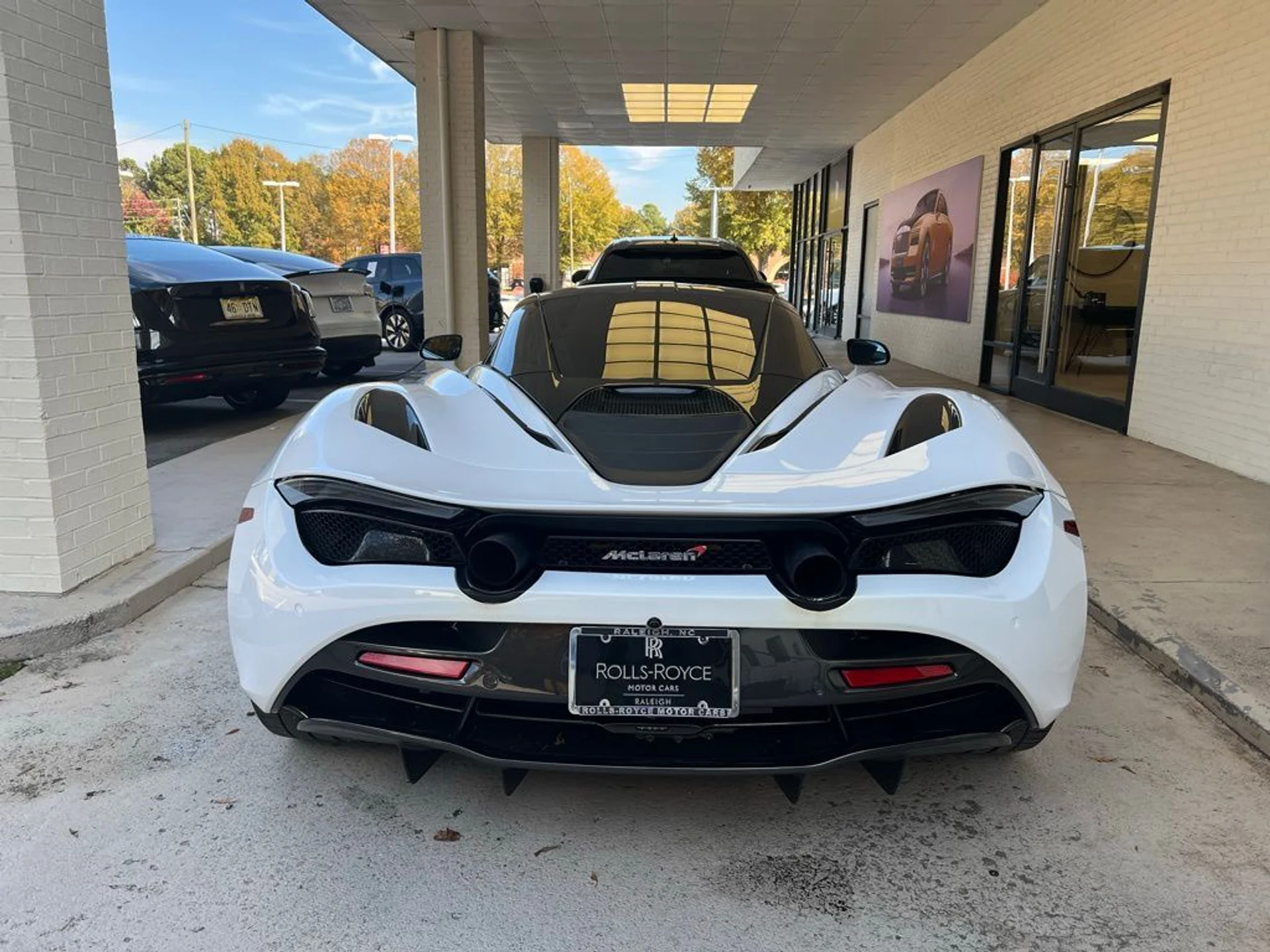 mph004_2052514209_e4f57b255a612f934001521a88b8f5acx_a610301704