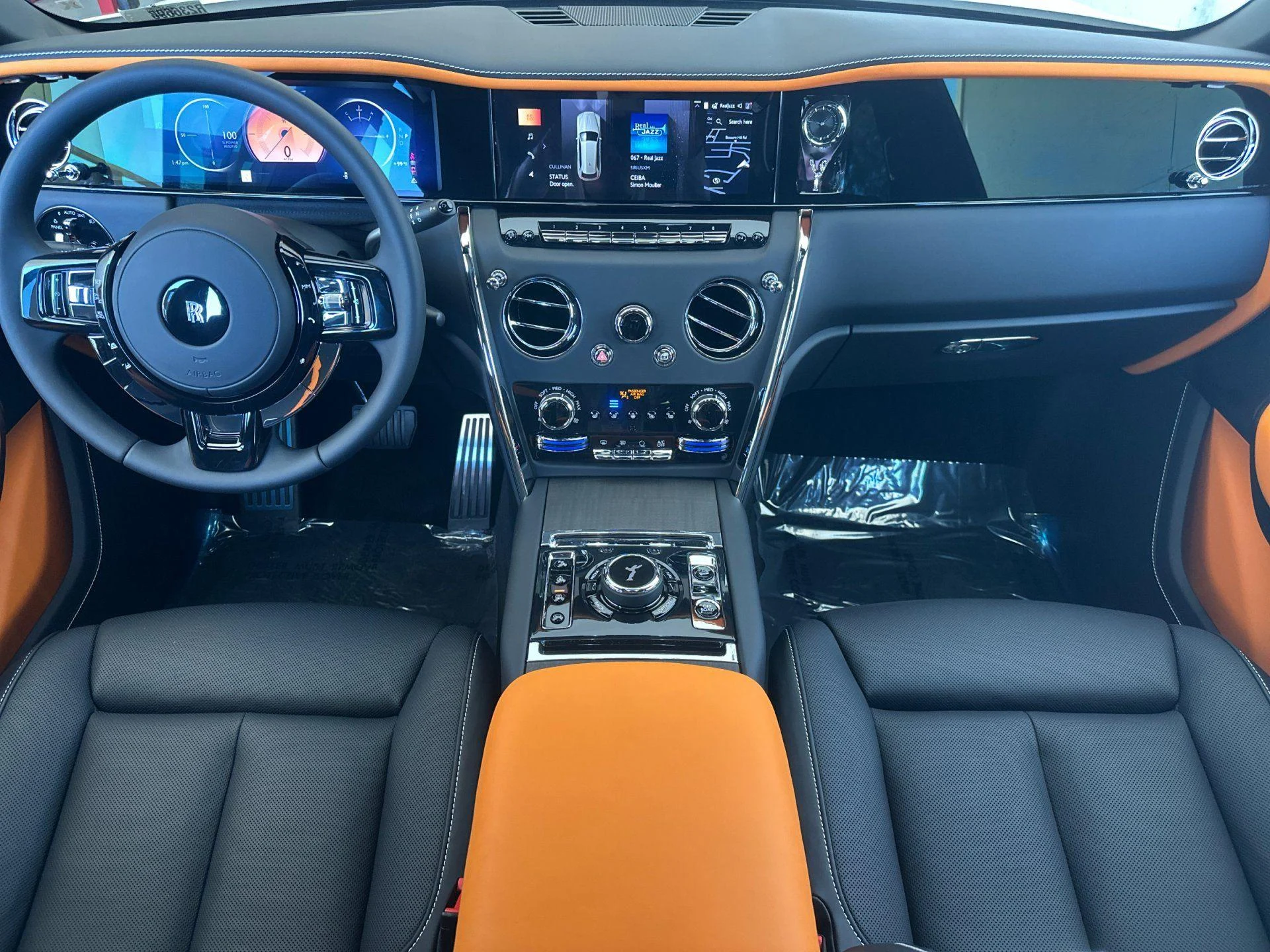 mph004_2057216301_New_2027_Rolls_Royce_Cullinan_Sport_Utility_1784105440_12488e55a5