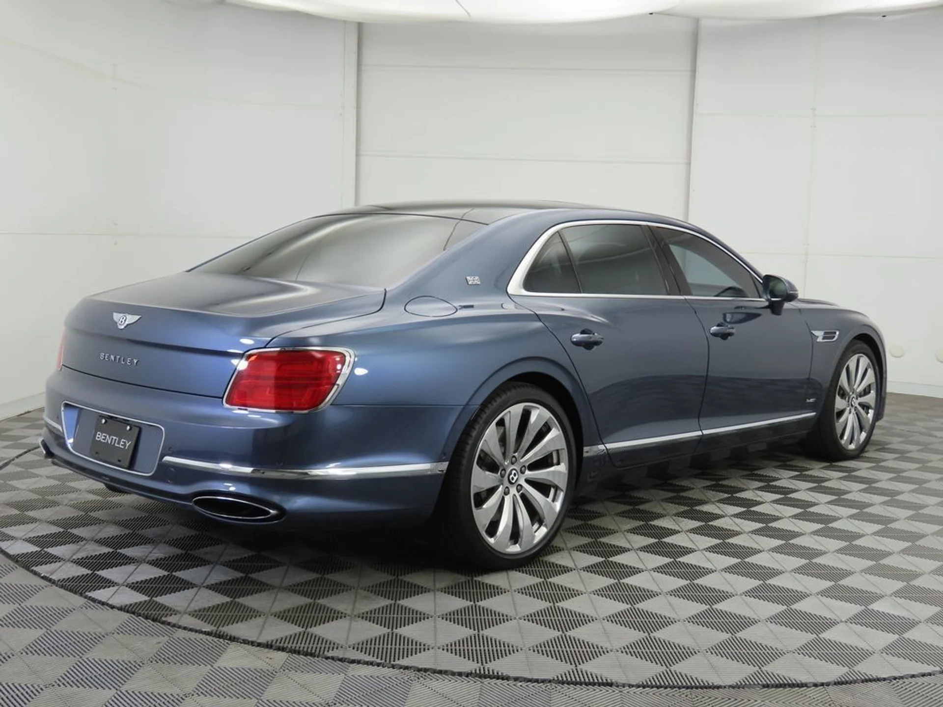 mph004_2057433114_used_2020_bentley_flying_spur_w12sedan_8119_22964614_5_1024_5aaced362b