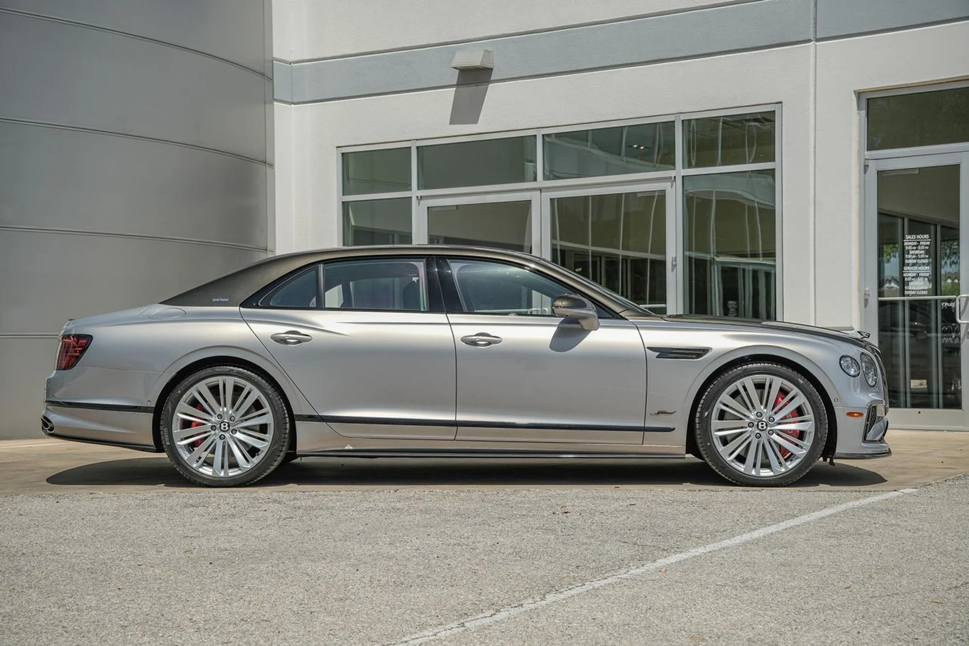 mph004_2059163223_Hi_Tech_Luxury_Imports_LLC_SCBBR_6_ZG_8_SC_021779_image_4_a1a44d3c7a