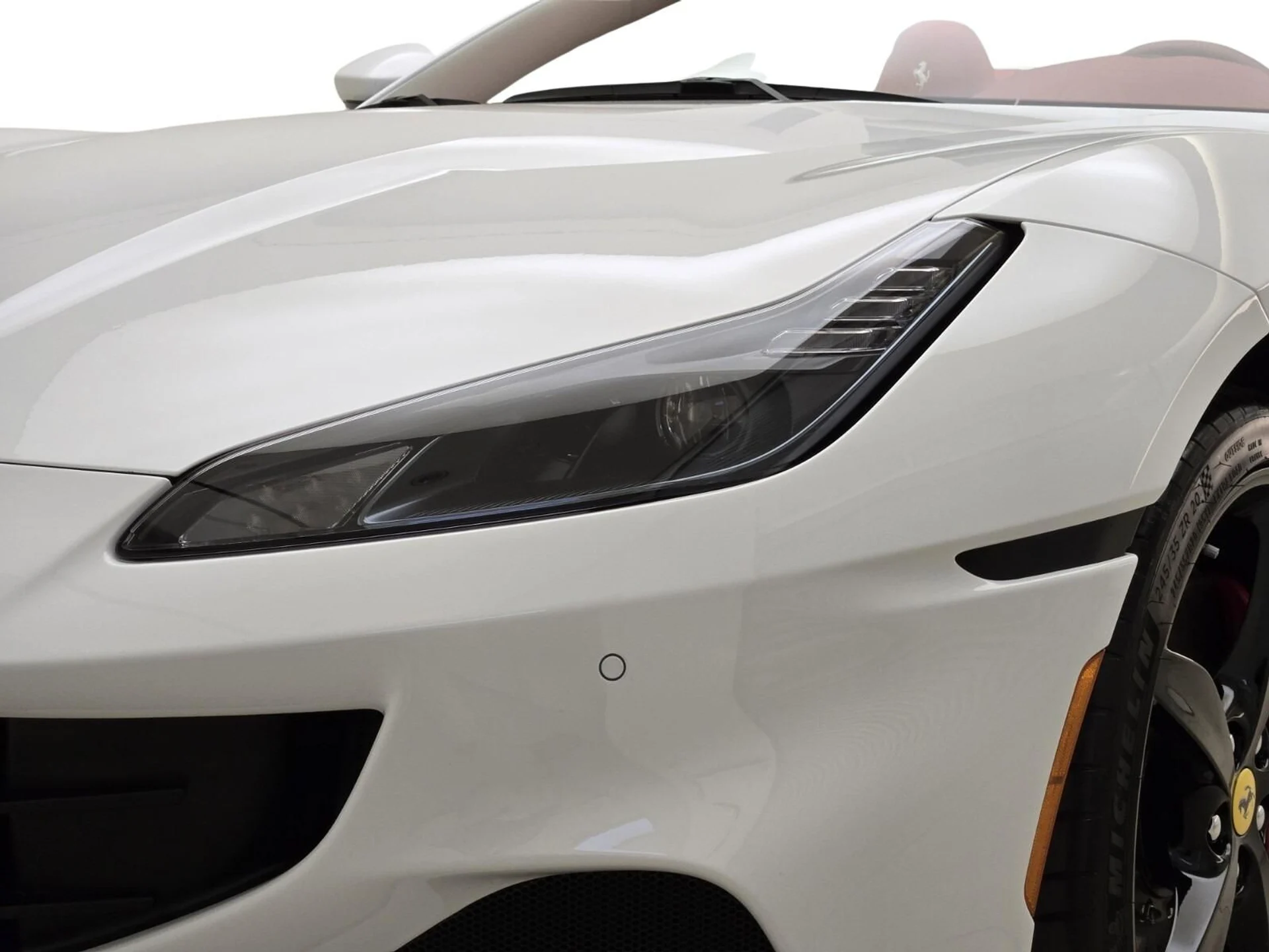 mph004_2059251345_Used_2023_Ferrari_Portofino_1755328583_94cd19abdf