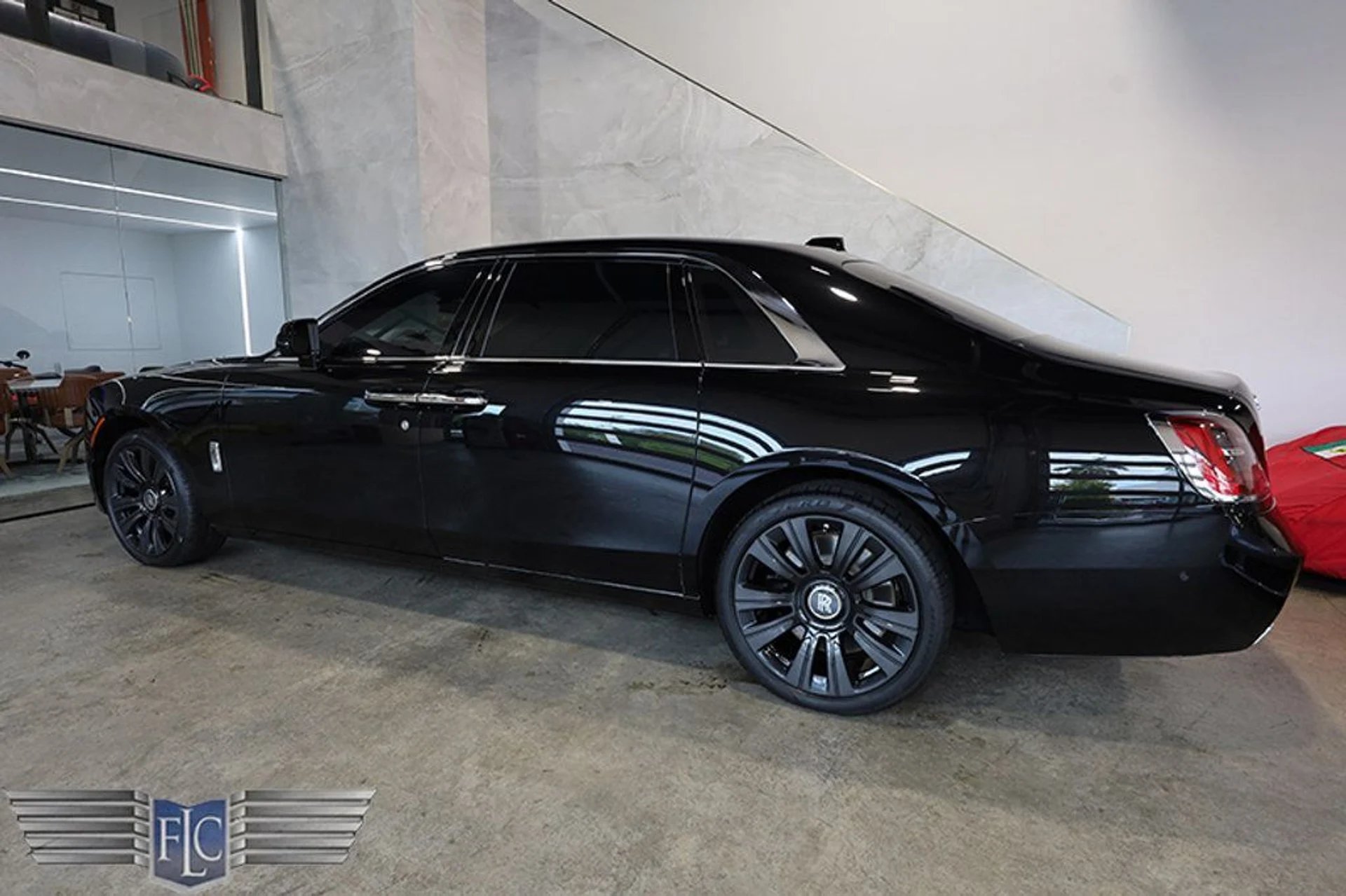 mph004_2065383814_used_2021_rolls_royce_ghost_ewb_sedan_9689_23033984_5_1024_70c4b61838