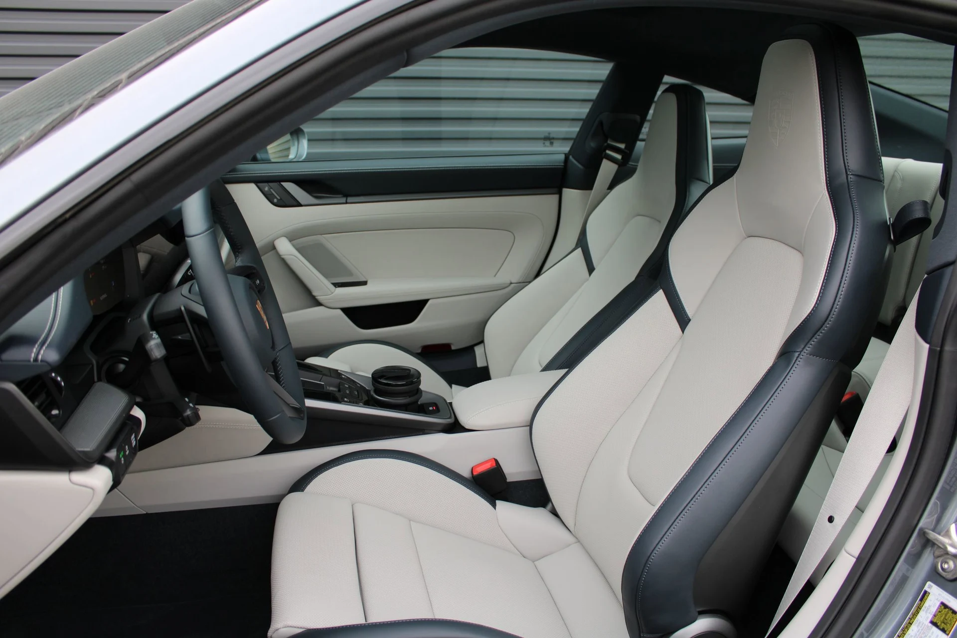 mph004_2070972409_76e9325933d6fe8973c99cd76082a9e3_b38fb2879d