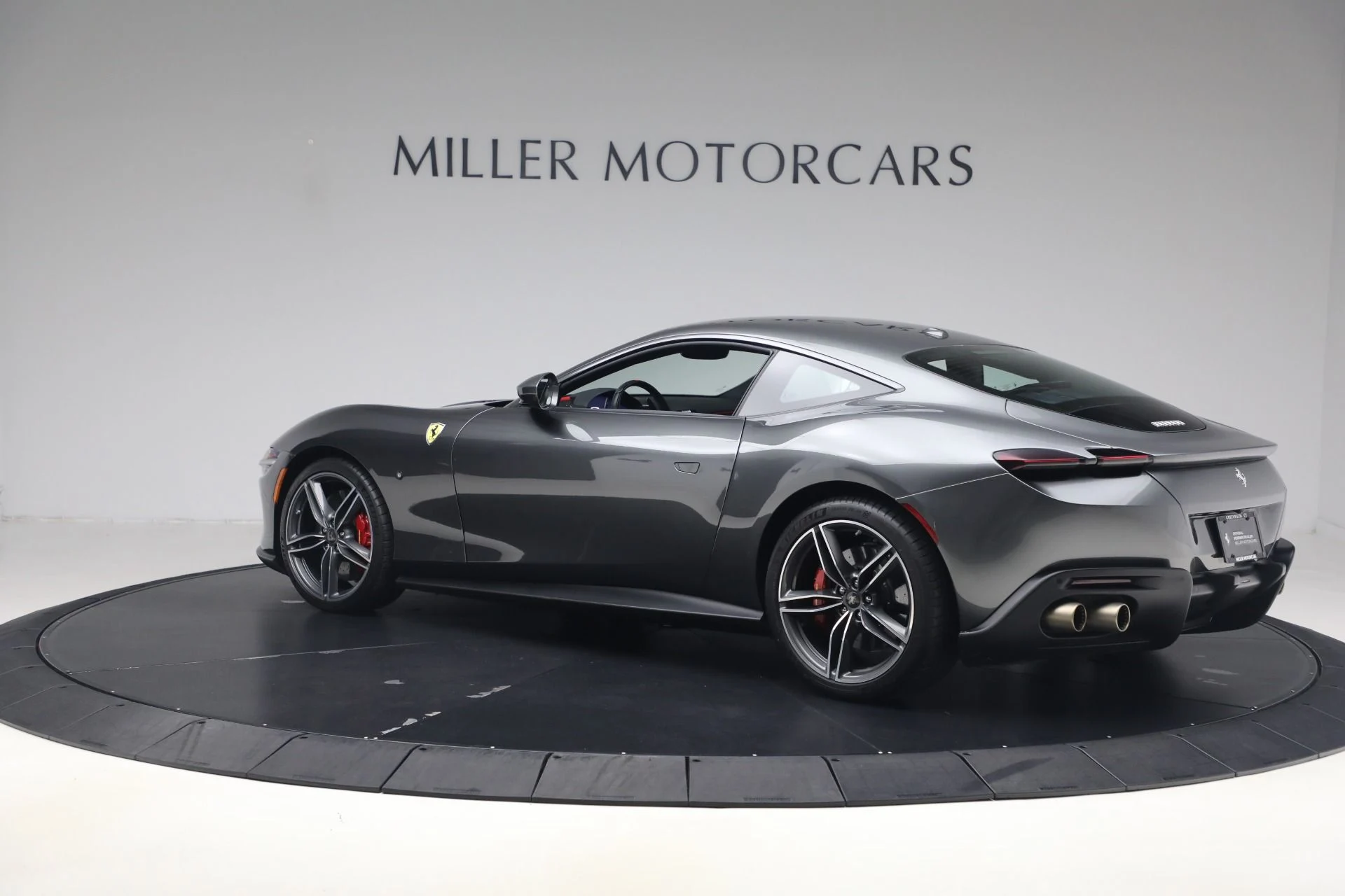 mph004_2078675231_Used_2023_Ferrari_Roma_1790957659_d669dd5d85
