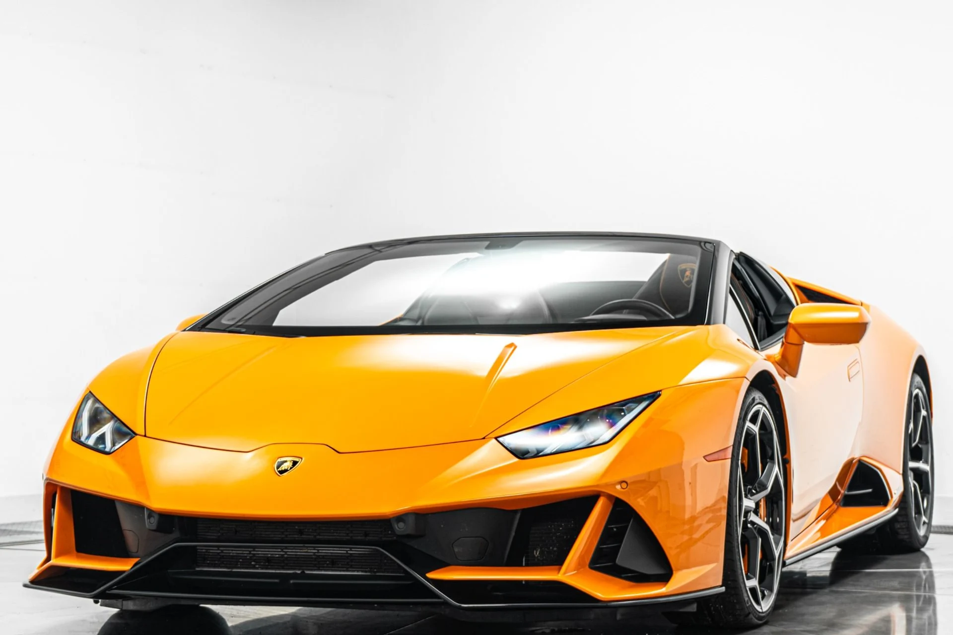 mph004_2078970129_Used_2020_Lamborghini_Huracan_EVO_Spyder_Low_Miles_Full_PPF_Naturally_Aspirated_V10_1776374130_0bf2c881b3