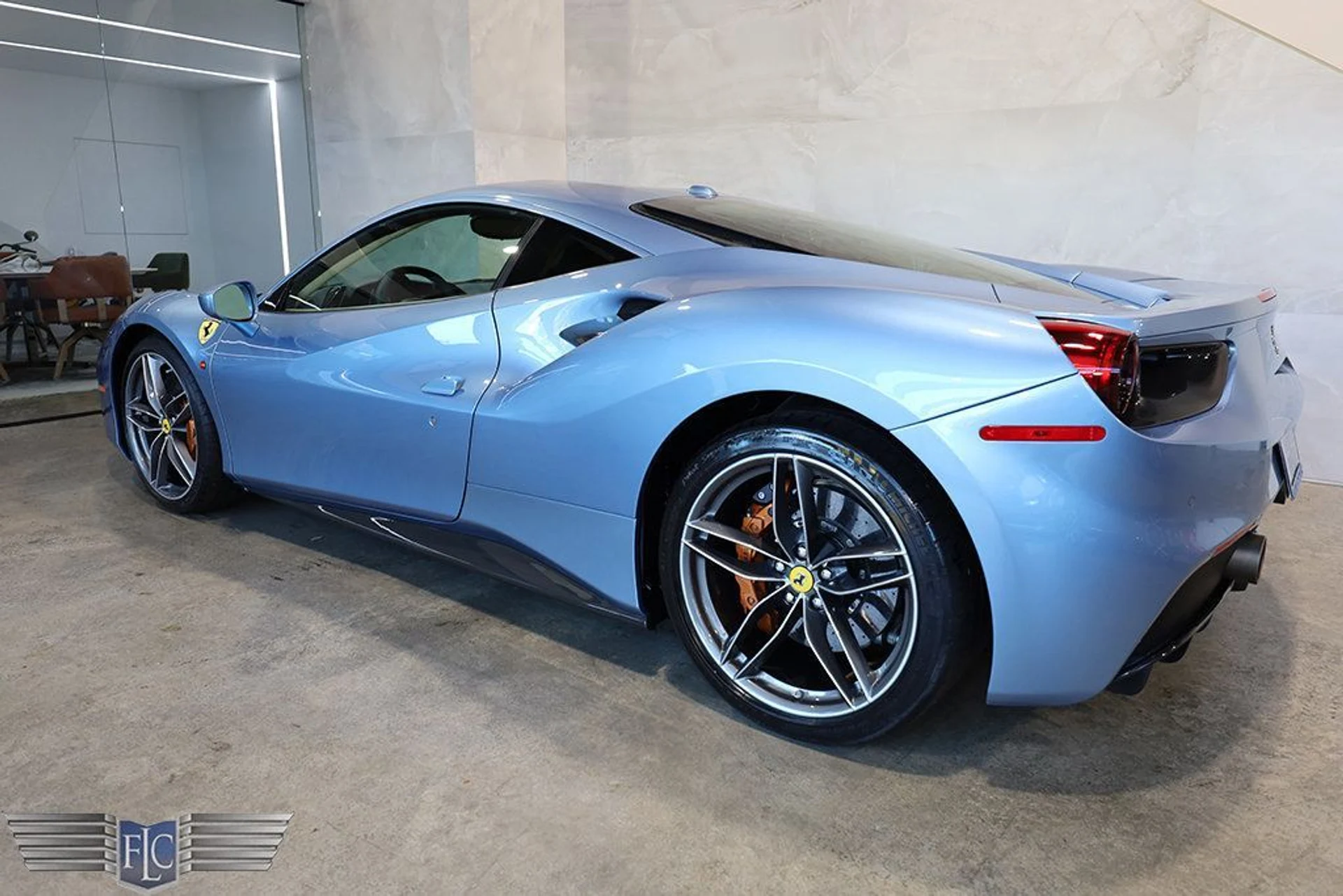 mph004_2083860833_used_2017_ferrari_488_gtb_coupe_9689_22969382_5_1024_063f224ef0