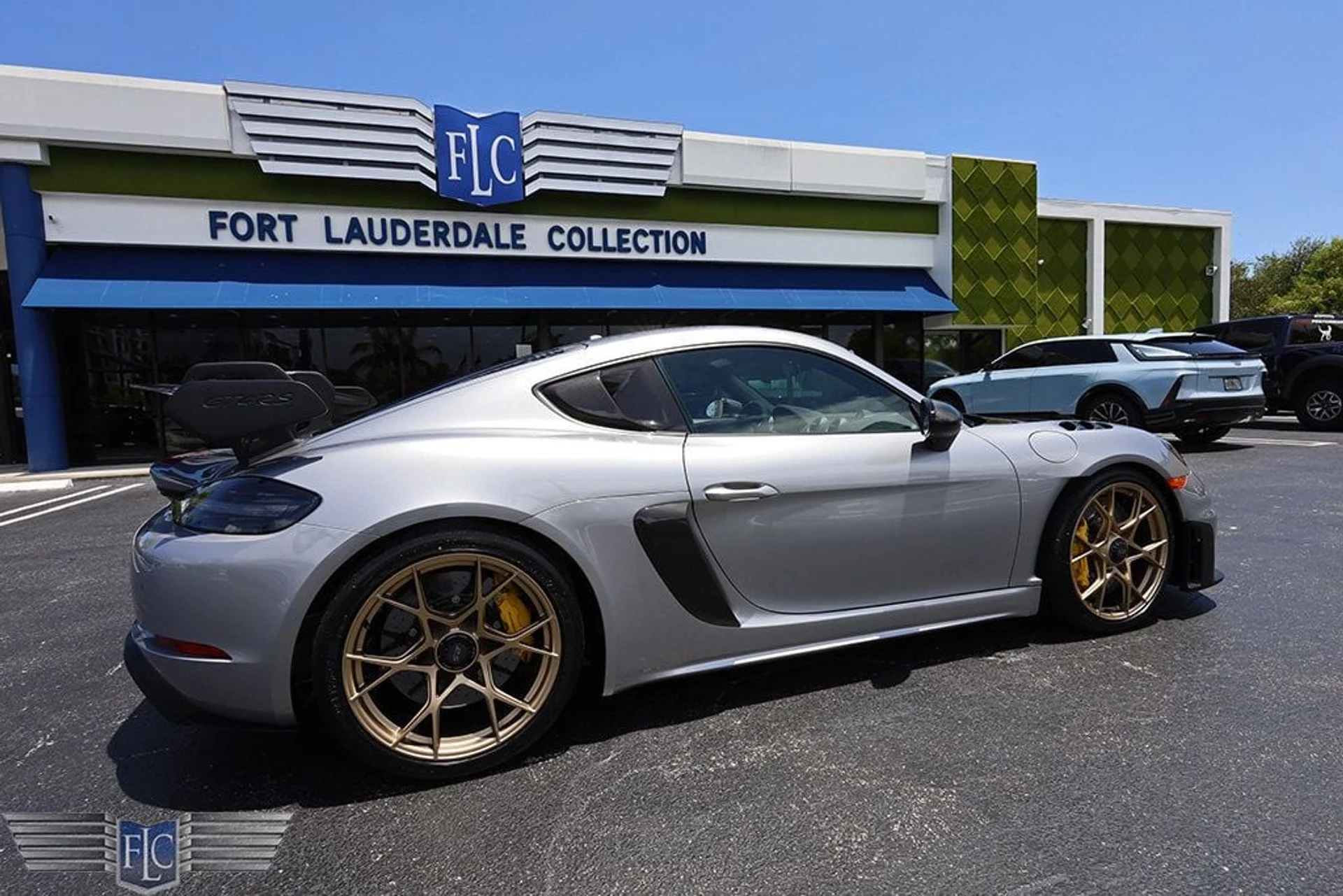 mph004_2092309271_used_2025_porsche_718_cayman_gt4rscoupe_6305_22896205_5_1024_b5bd52480f
