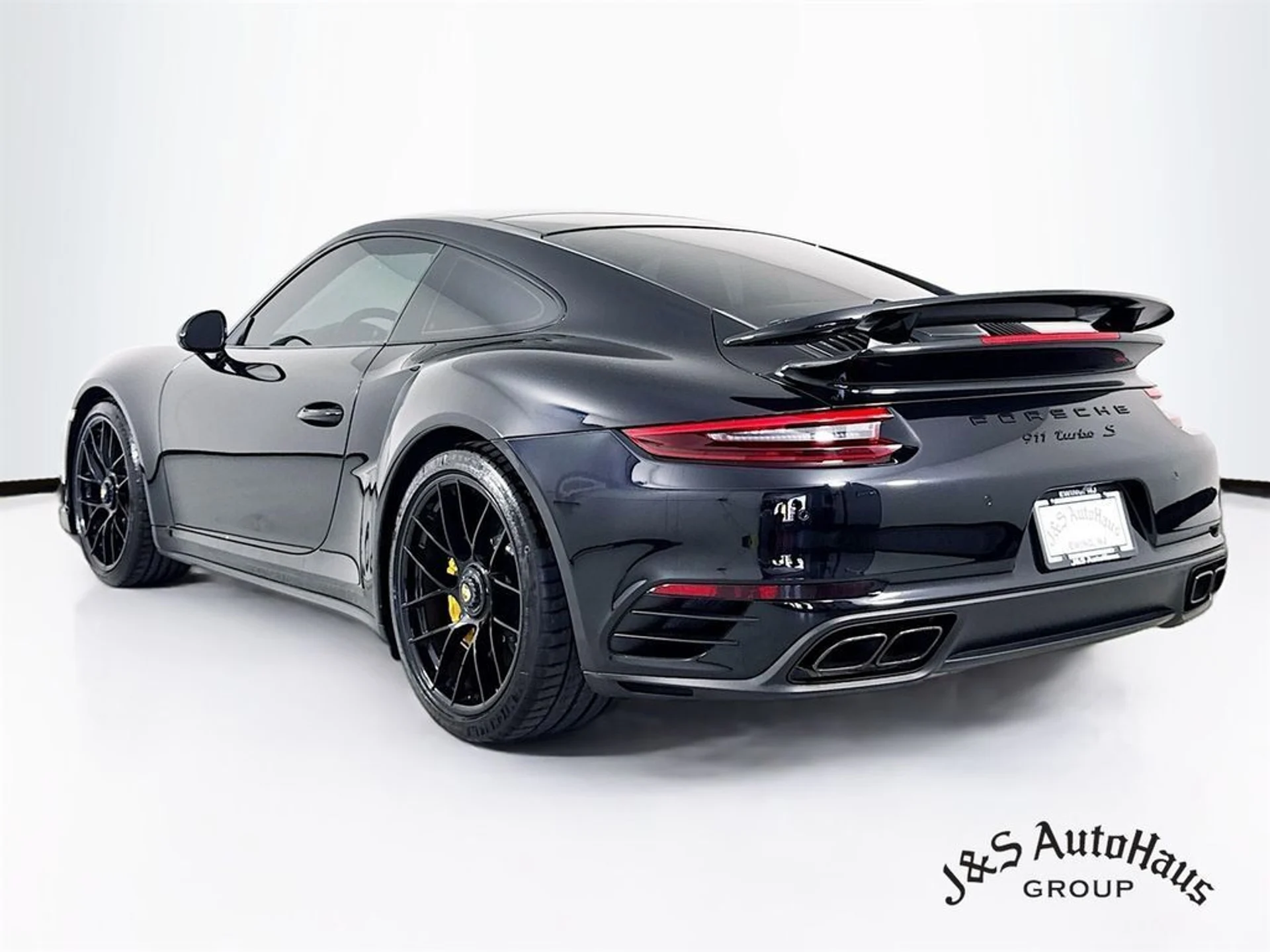 mph004_209397704_kjf9991m9nmtyw5t7dy2cpb5rhn0_3b7c15d152