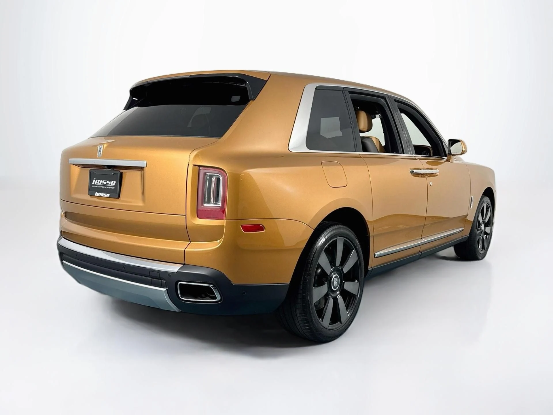 mph004_2094297077_Used_2023_Rolls_Royce_Cullinan_1790281984_a0bf0f8dd8