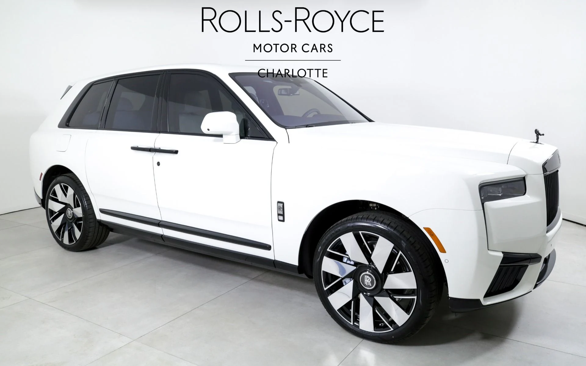 mph004_209443542_Used_2025_Rolls_Royce_Cullinan_1732209610_6fa02e8d44