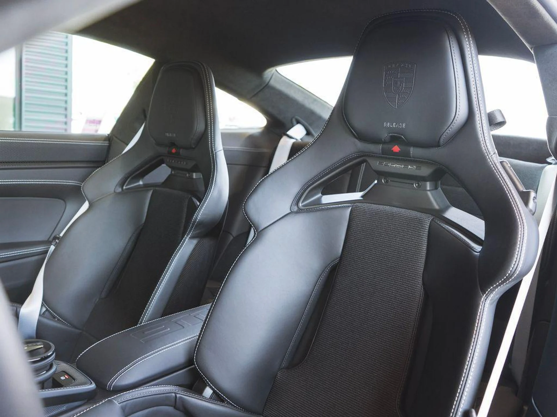 mph004_2099855774_RHY_4_P7yov_SJH_Ru1_Iuoul_ALBK_3_U_9a76e275a9