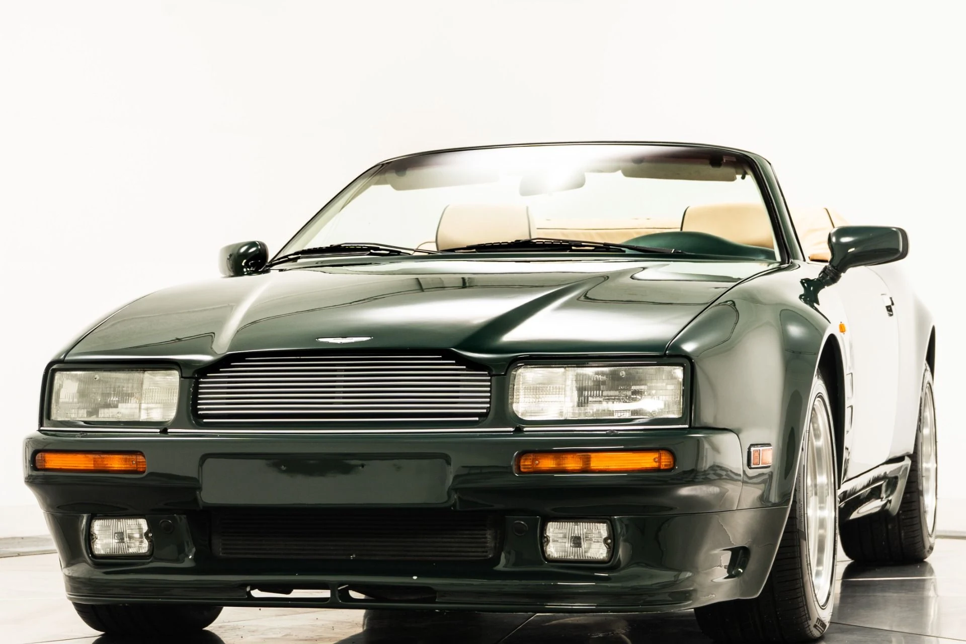 mph004_2102849811_Used_1993_Aston_Martin_Virage_Volante_63_Cosmetic_Widebody_1755628836_d8352f82fe