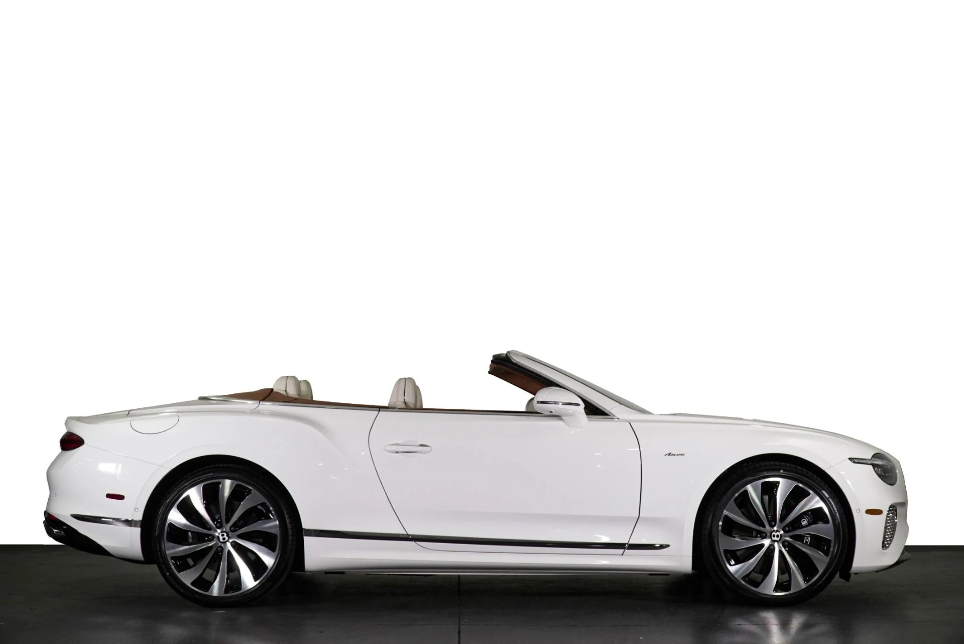 mph004_2112566744_New_2026_Bentley_Continental_GTC_Azure_1771012045_30e1517081