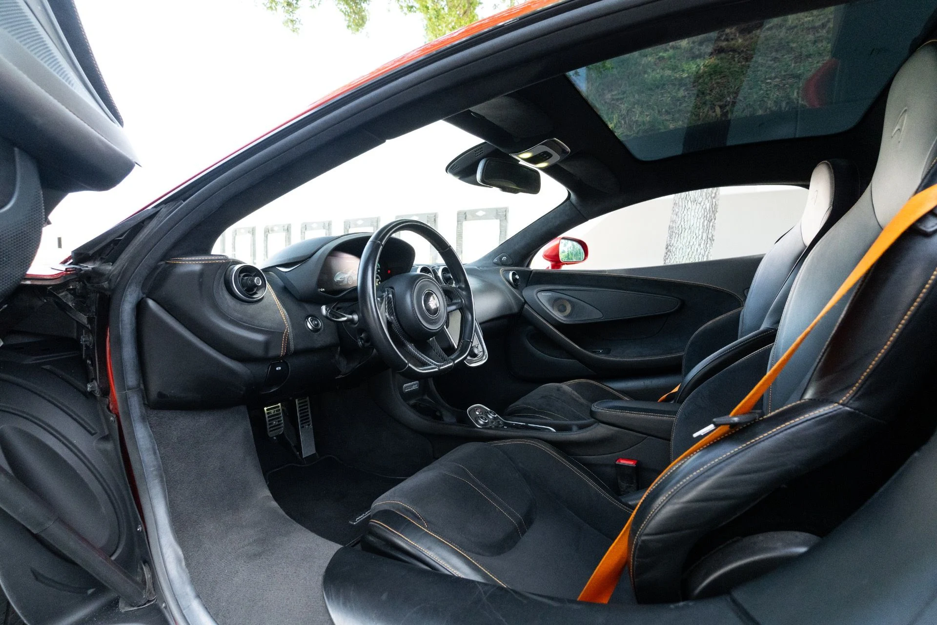 mph004_2124716798_Used_2018_Mc_Laren_570_GT_1778087096_1938eacecb