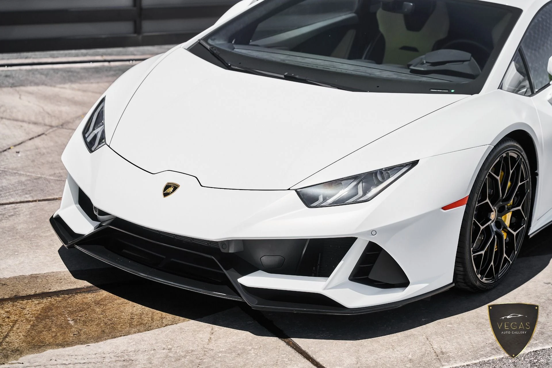 mph004_2131019666_Used_2022_Lamborghini_Huracan_EVO_Base_1782344246_2d545805db