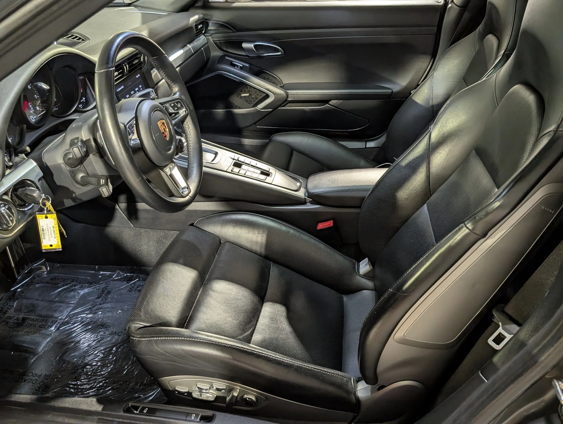 mph004_213859163_ceec49f07a10d1489ed44fbf43983610x_035a92e02a