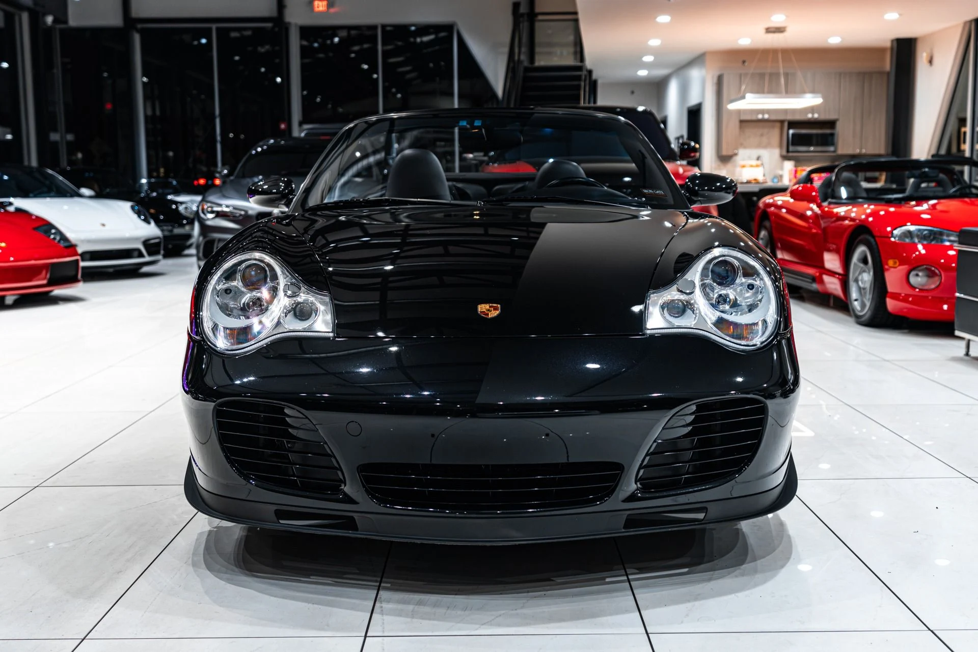 mph004_213897681_13057_p5_l_13a7c925a5