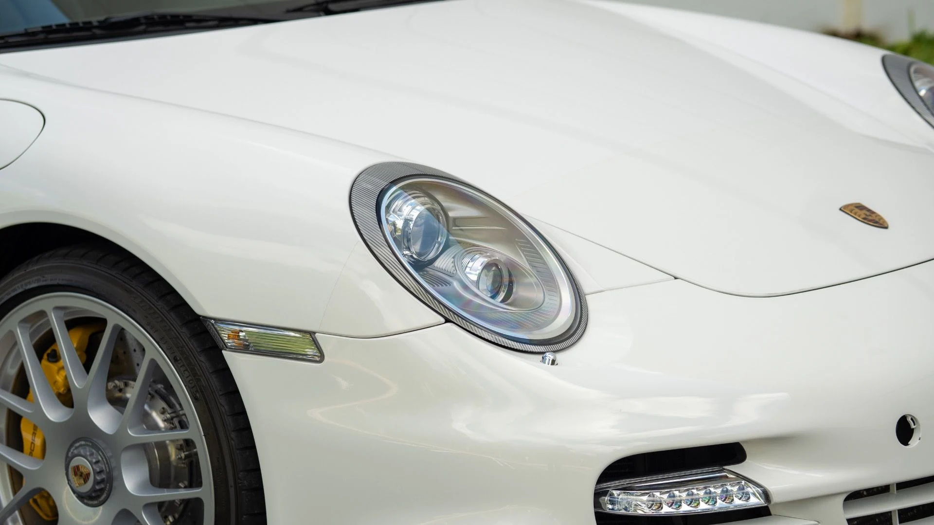 mph004_214440421_Used_2011_Porsche_911_Turbo_S_1754935906_d58993d005