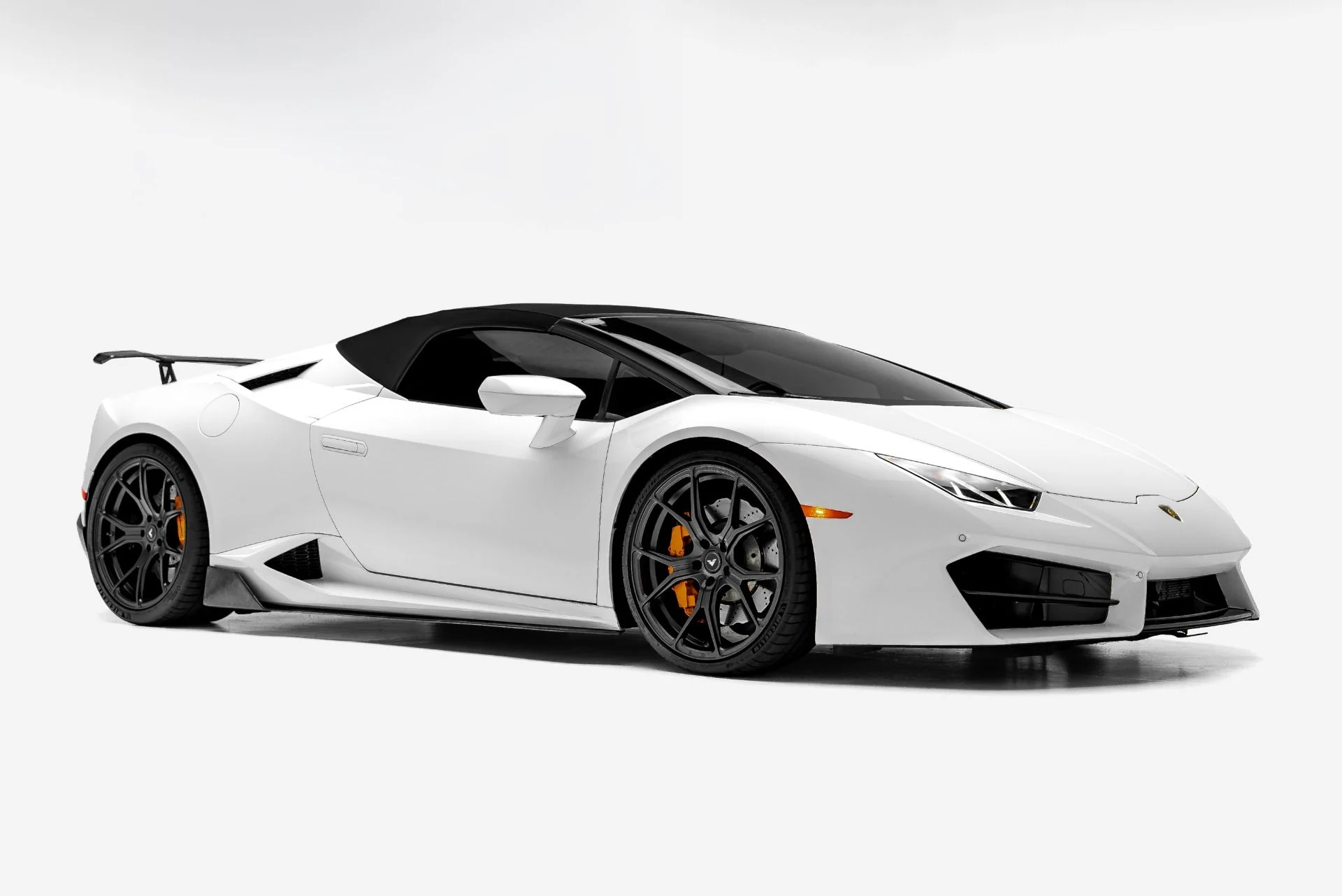 mph004_2147836563_Used_2017_Lamborghini_Huracan_LP_580_2_Spyder_1787204798_ab29846239