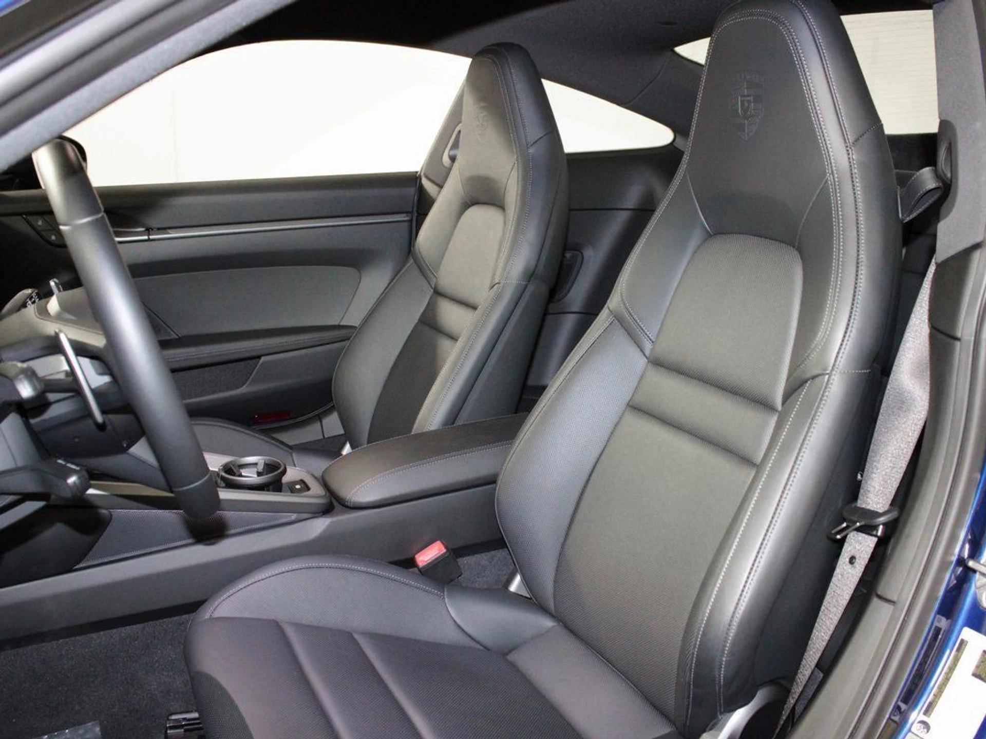 mph004_2147900570_5_63f007d44e