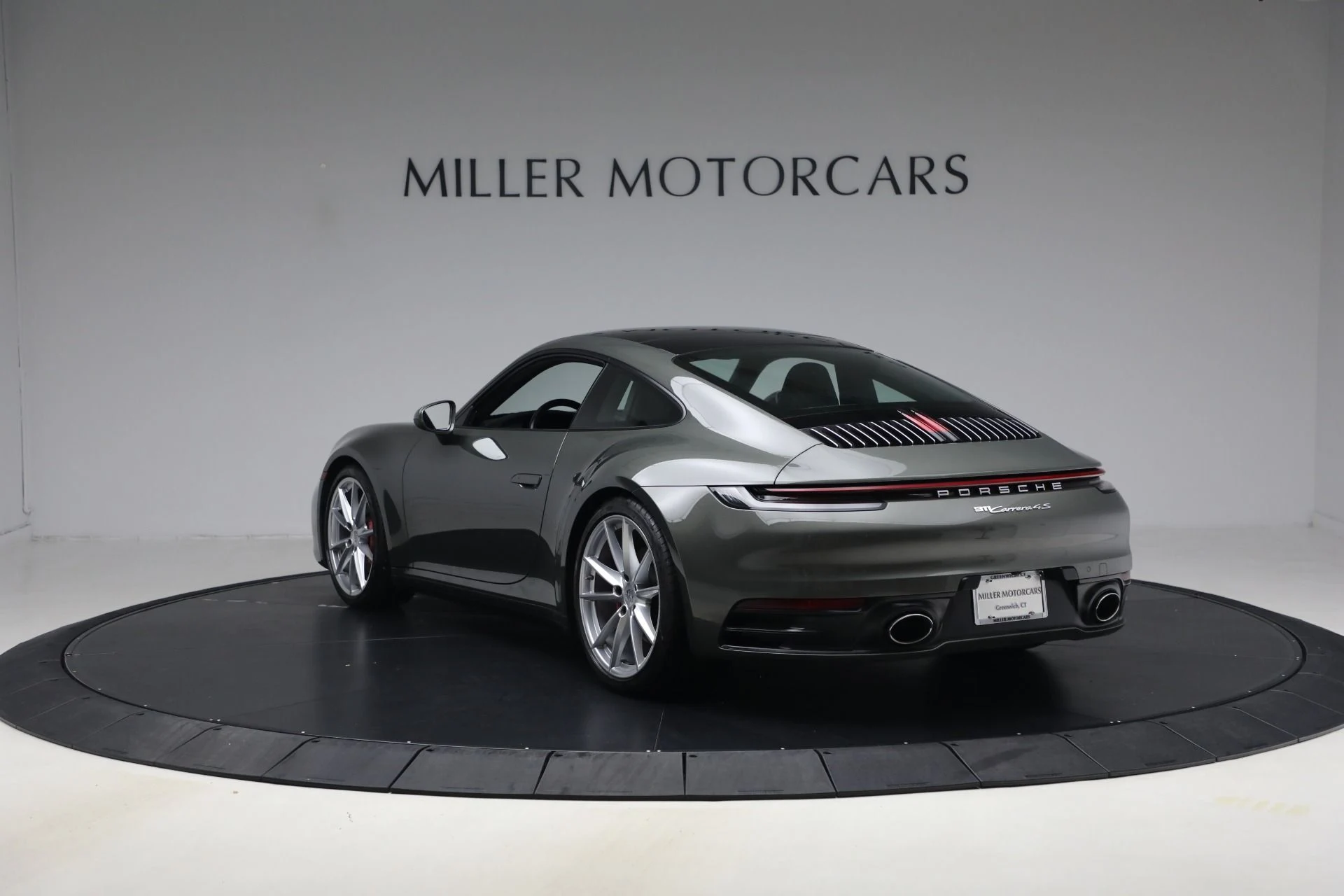 mph004_2149549257_Used_2020_Porsche_911_Carrera_4_S_1792437581_40307f2d33