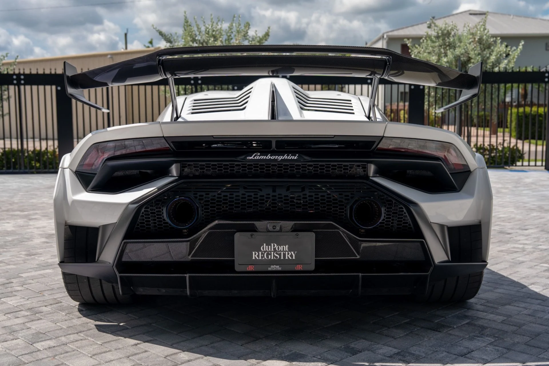 mph004_2169667325_Used_2021_Lamborghini_Huracan_STO_1787070190_6068e4a8c1