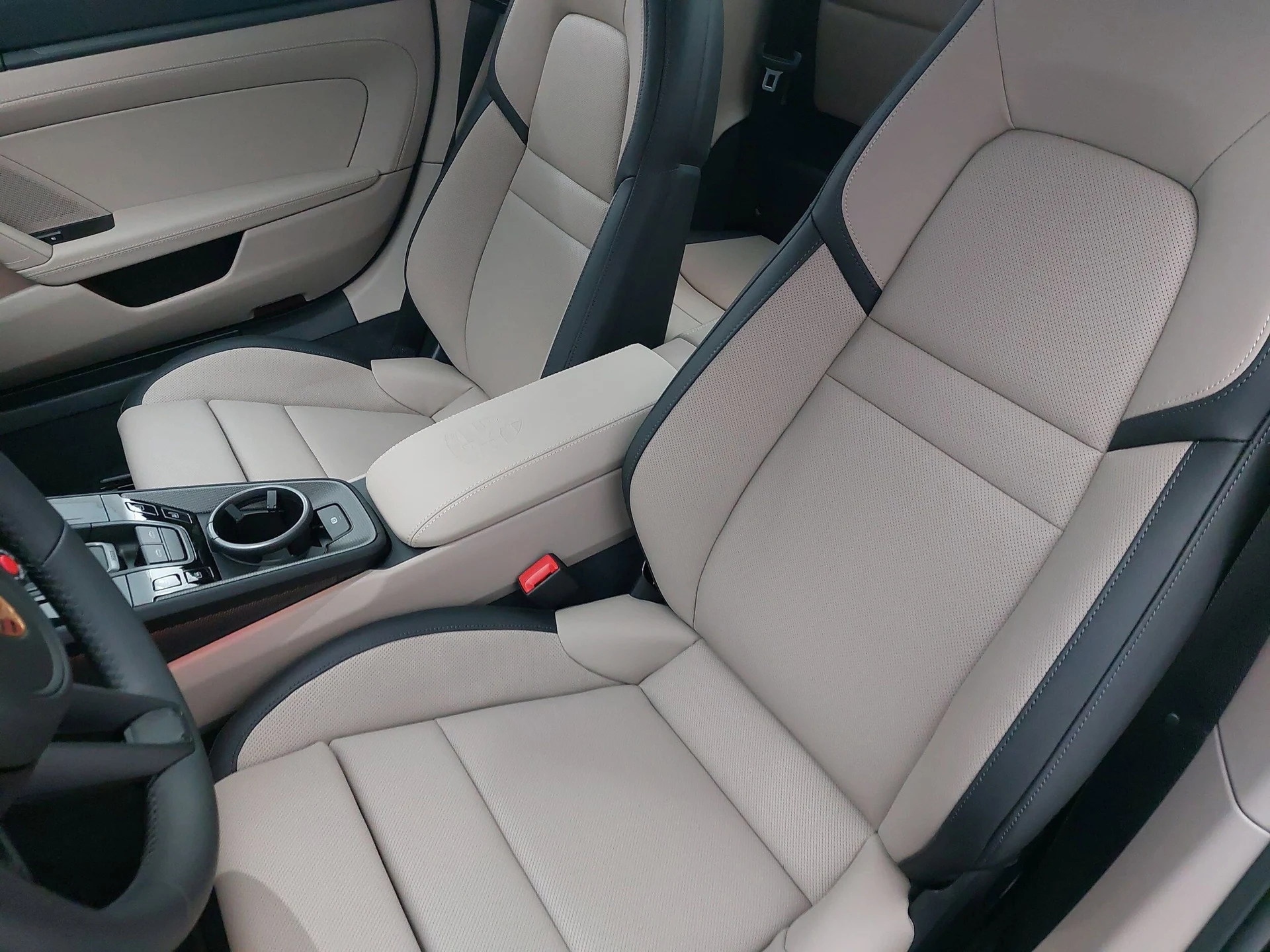 mph004_2176684224_0af3991d7b8f2a14560cf491b5bf575ax_027a397f43