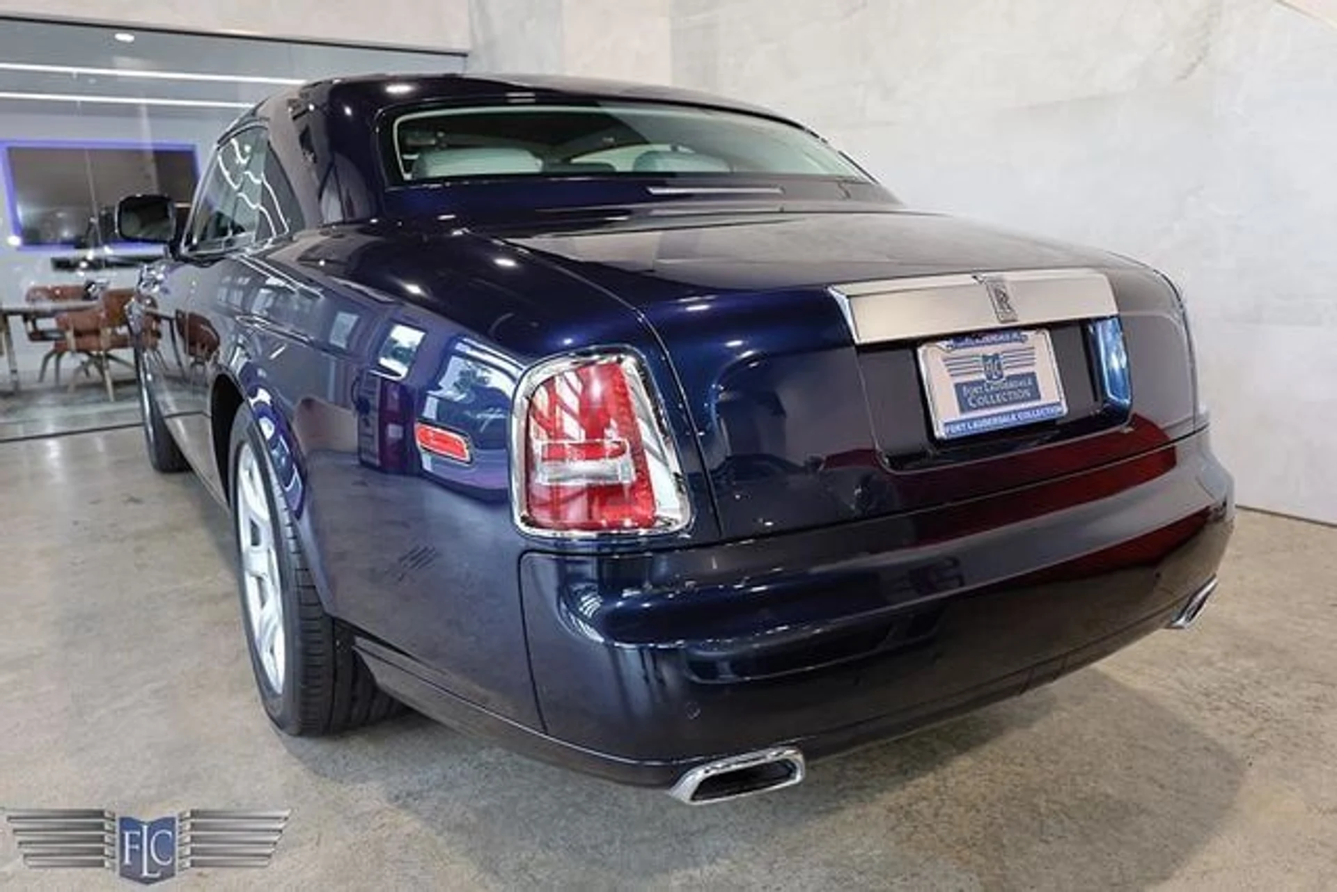 mph004_2177884384_used_2010_rolls_royce_phantom_coupe_2drcoupe_9689_23032894_8_640_a5ecff9df5