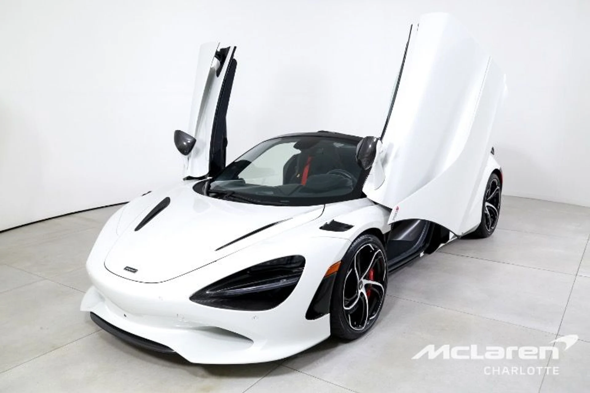 mph004_2184757875_Used_2024_Mc_Laren_750_S_Spider_b0f66f3d0e