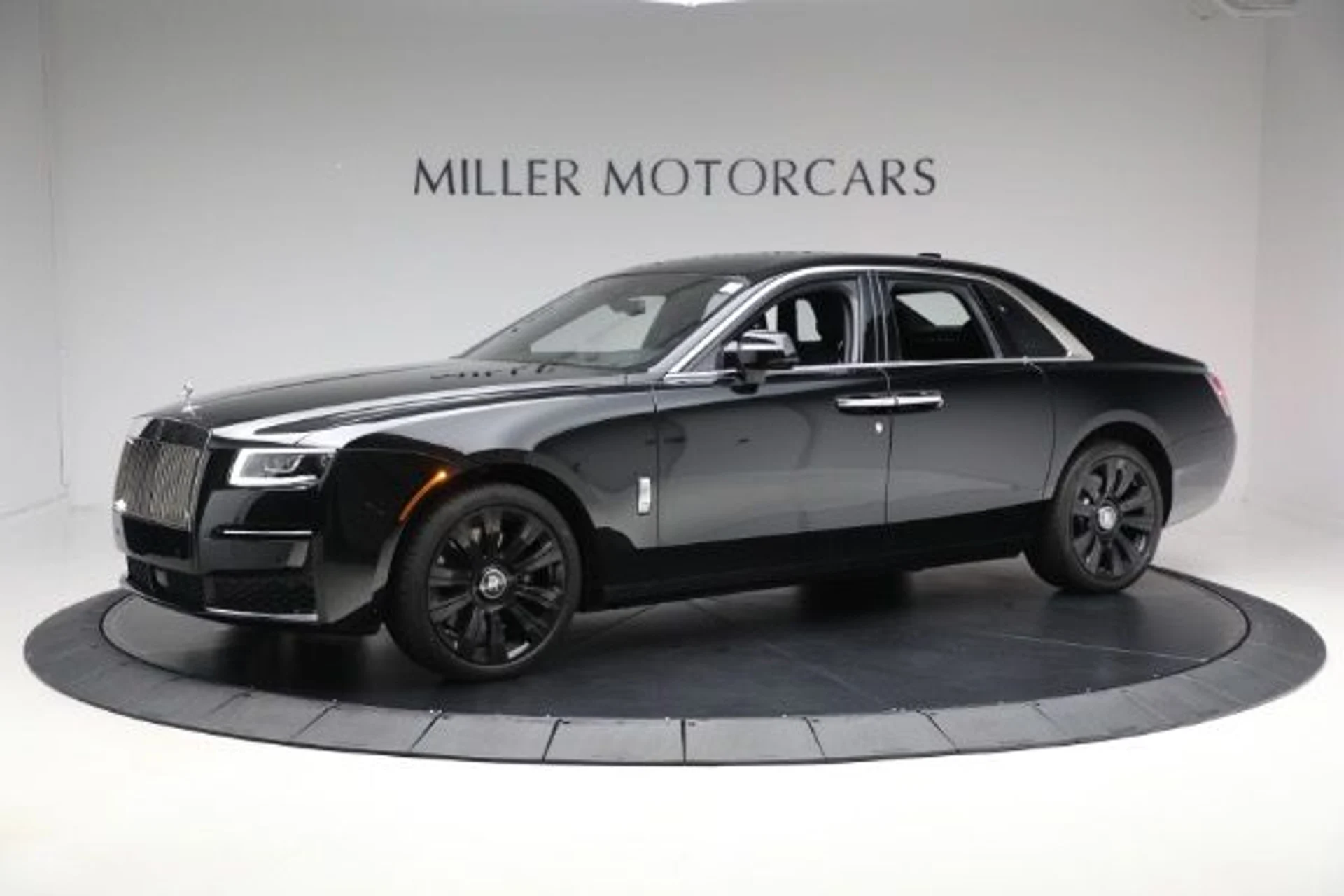 mph004_2185545615_Used_2021_Rolls_Royce_Ghost_3846e6f505
