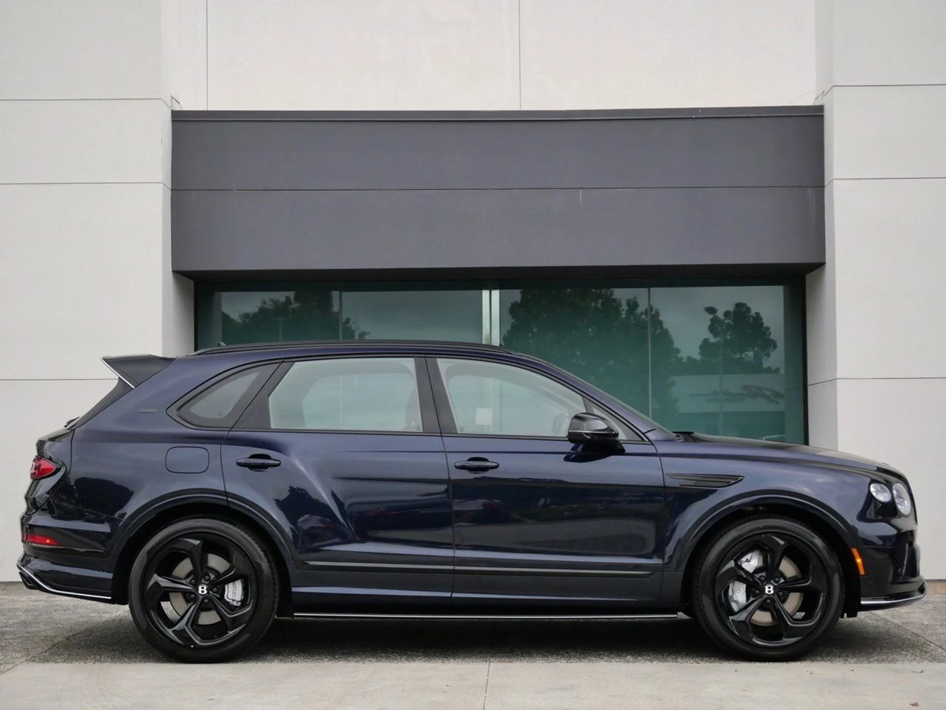 mph004_2185828008_b94cec8bc53168e2b0645a6b45b28543x_b3e87c255d