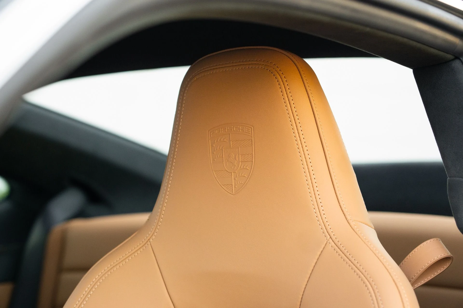 mph004_2195968798_Used_2026_Porsche_911_GT_3_Touring_1770143984_98c2642b99