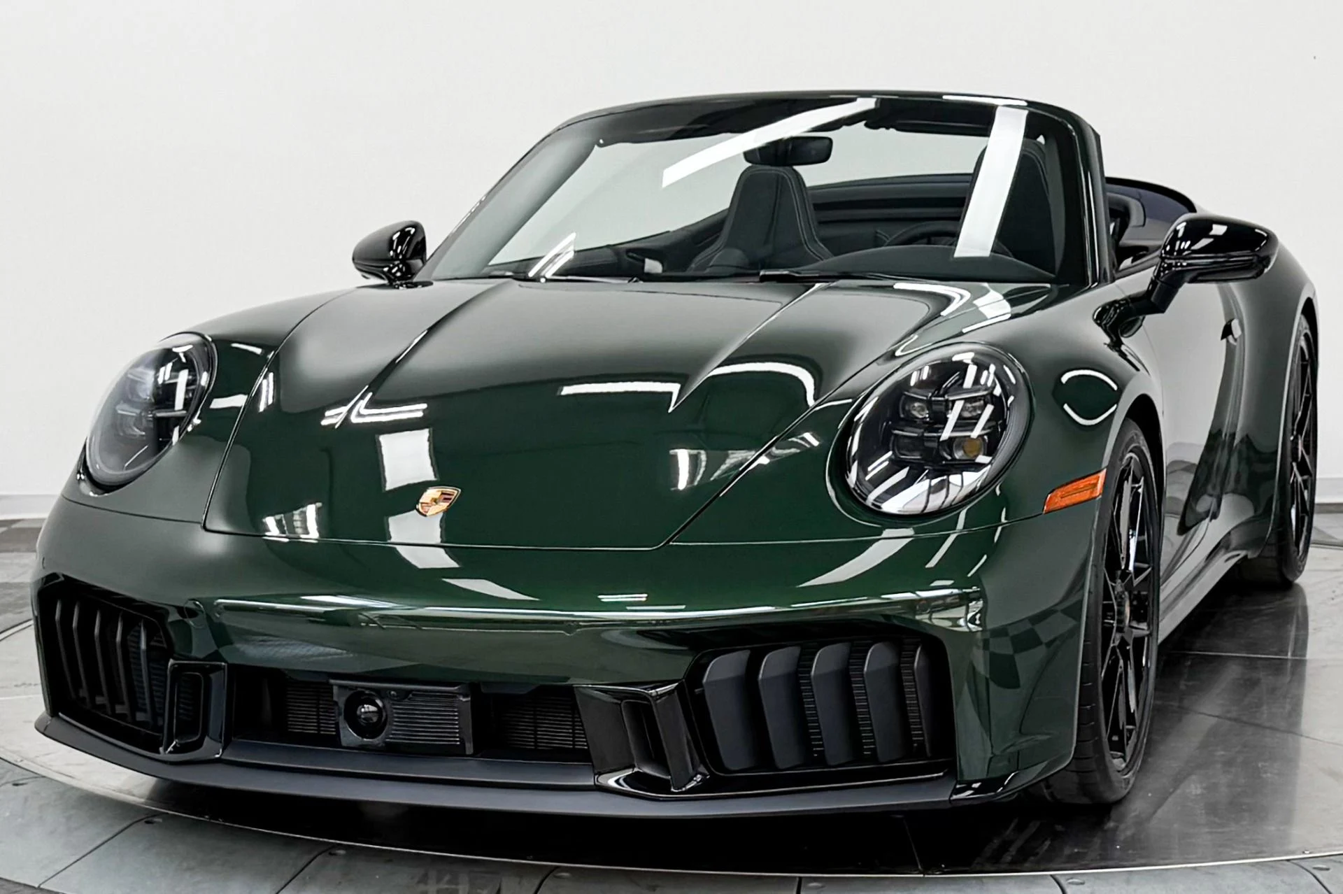 mph004_2202920271_Used_2026_Porsche_911_Carrera_GTS_Carbon_Ceramic_Brakes_Premium_Package_1783023624_63b5a222d4