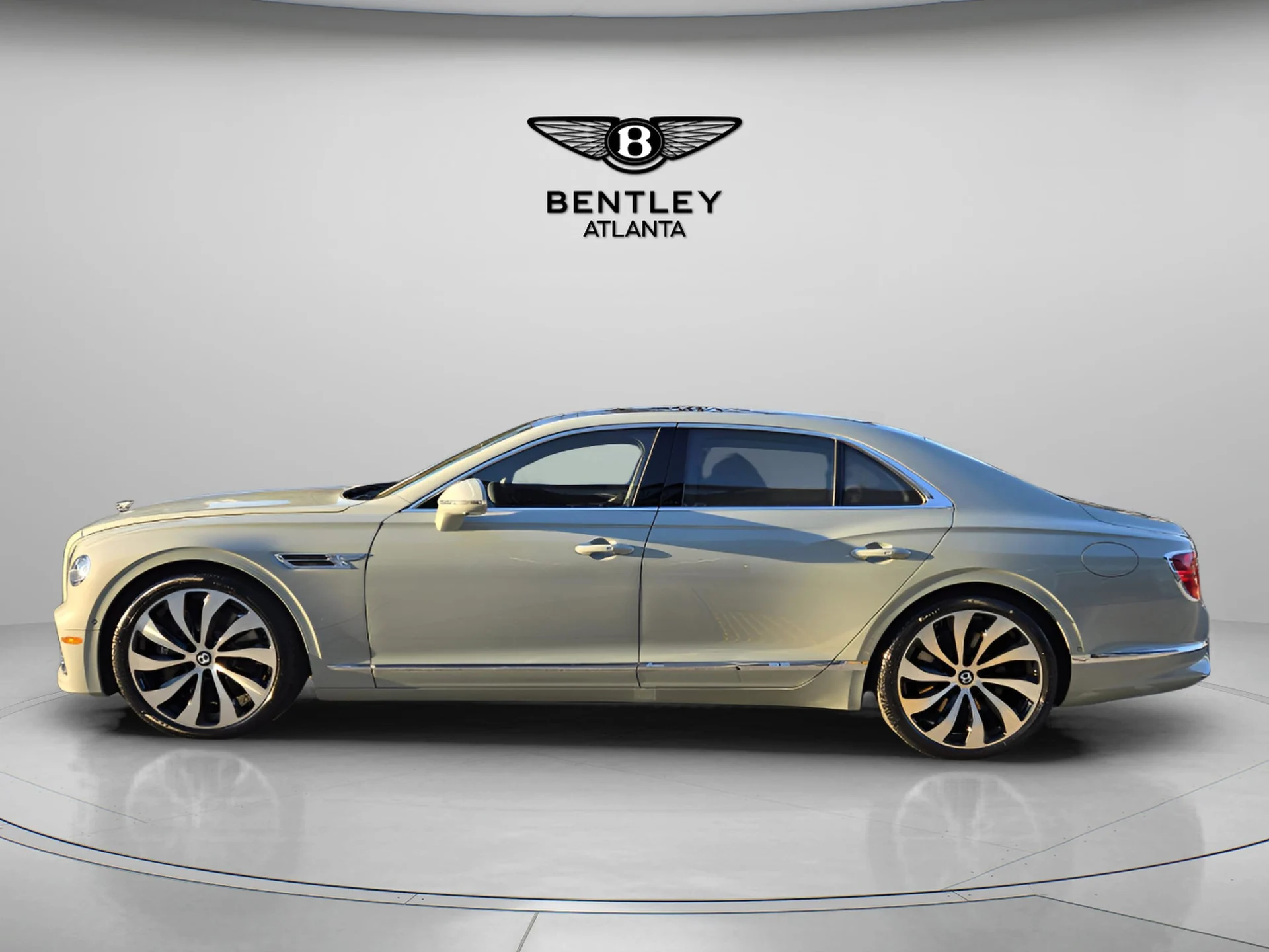 mph004_2203819230_77b21701aa4e1aa5baa528aa2bbbf8aax_0b2d34d3a1