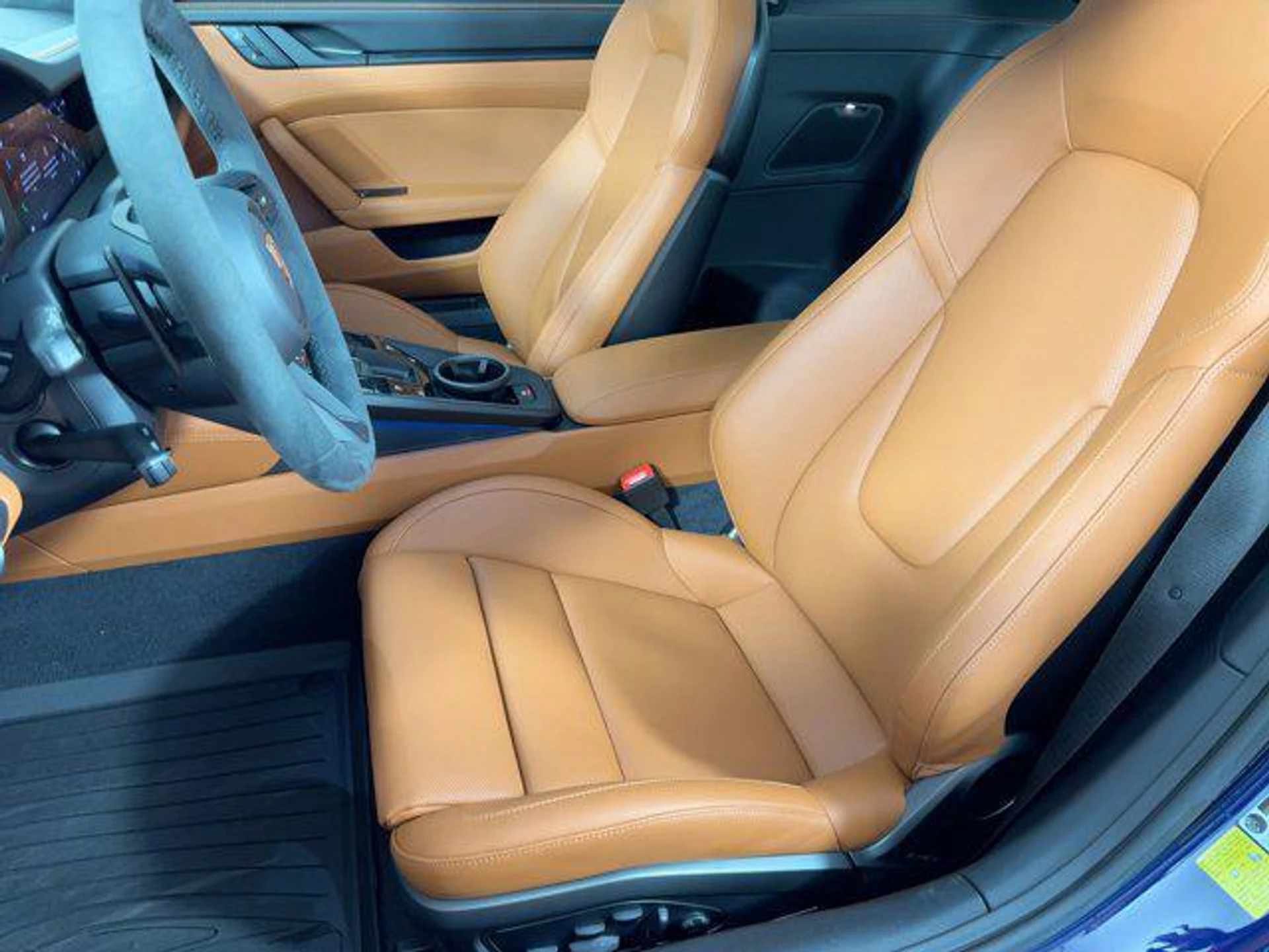 mph004_2205461961_Y7a2pvf_O7a_B_Mrm_X_Ijf_O_Py70_Oslg_9363176403