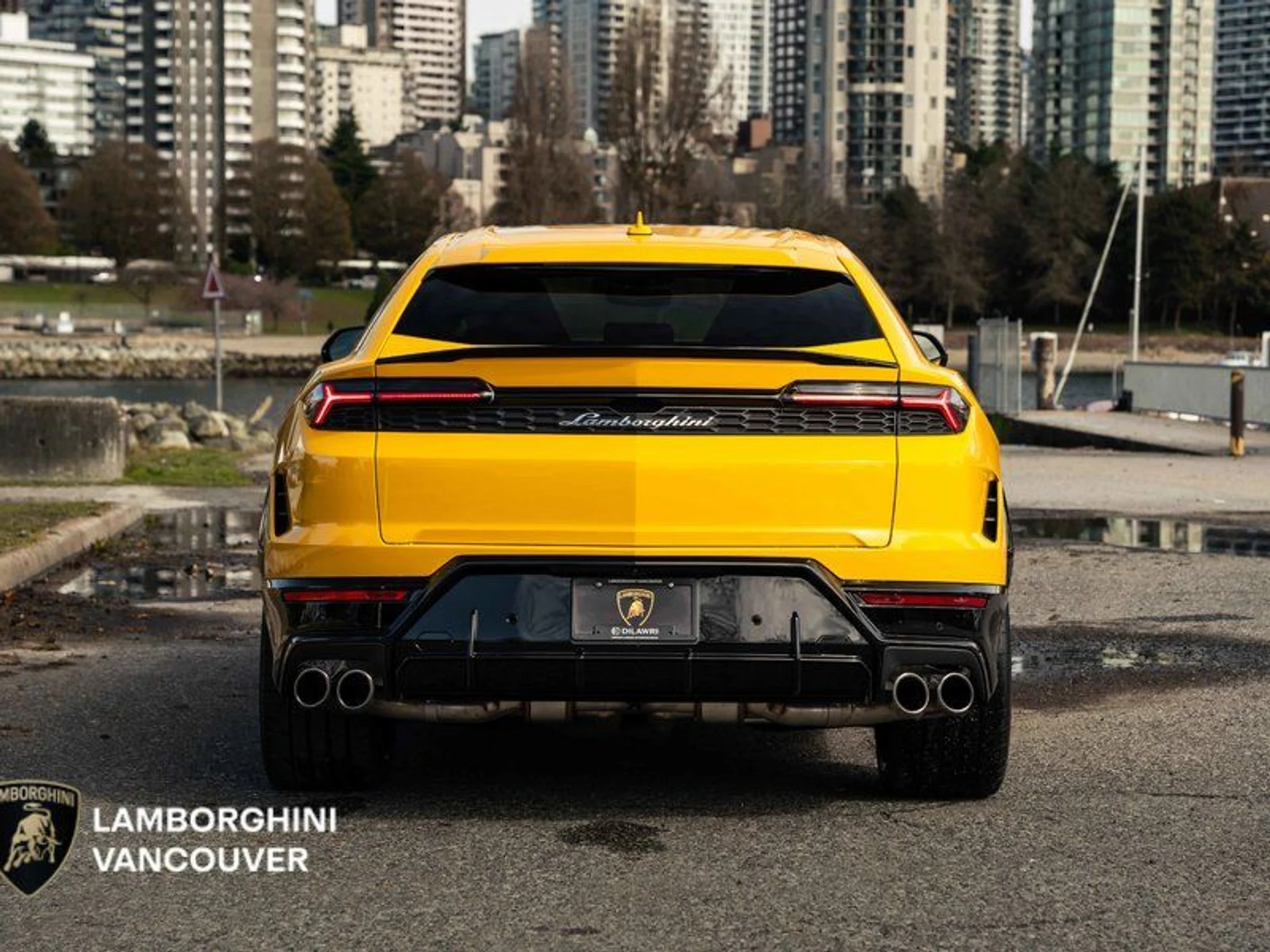 mph004_2247158480_38887415_00560_2026_lamborghini_urus_005_d5e44a8efc