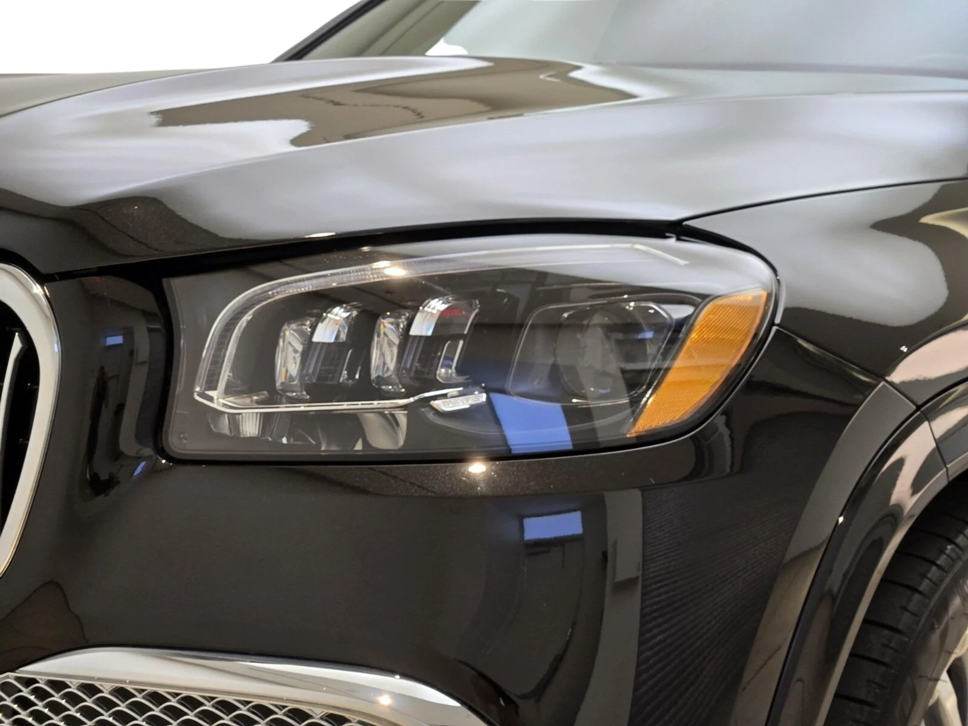 mph004_2251334258_Used_2021_Mercedes_Benz_GLS_Maybach_GLS_600_1773381694_c9c9cfdc75