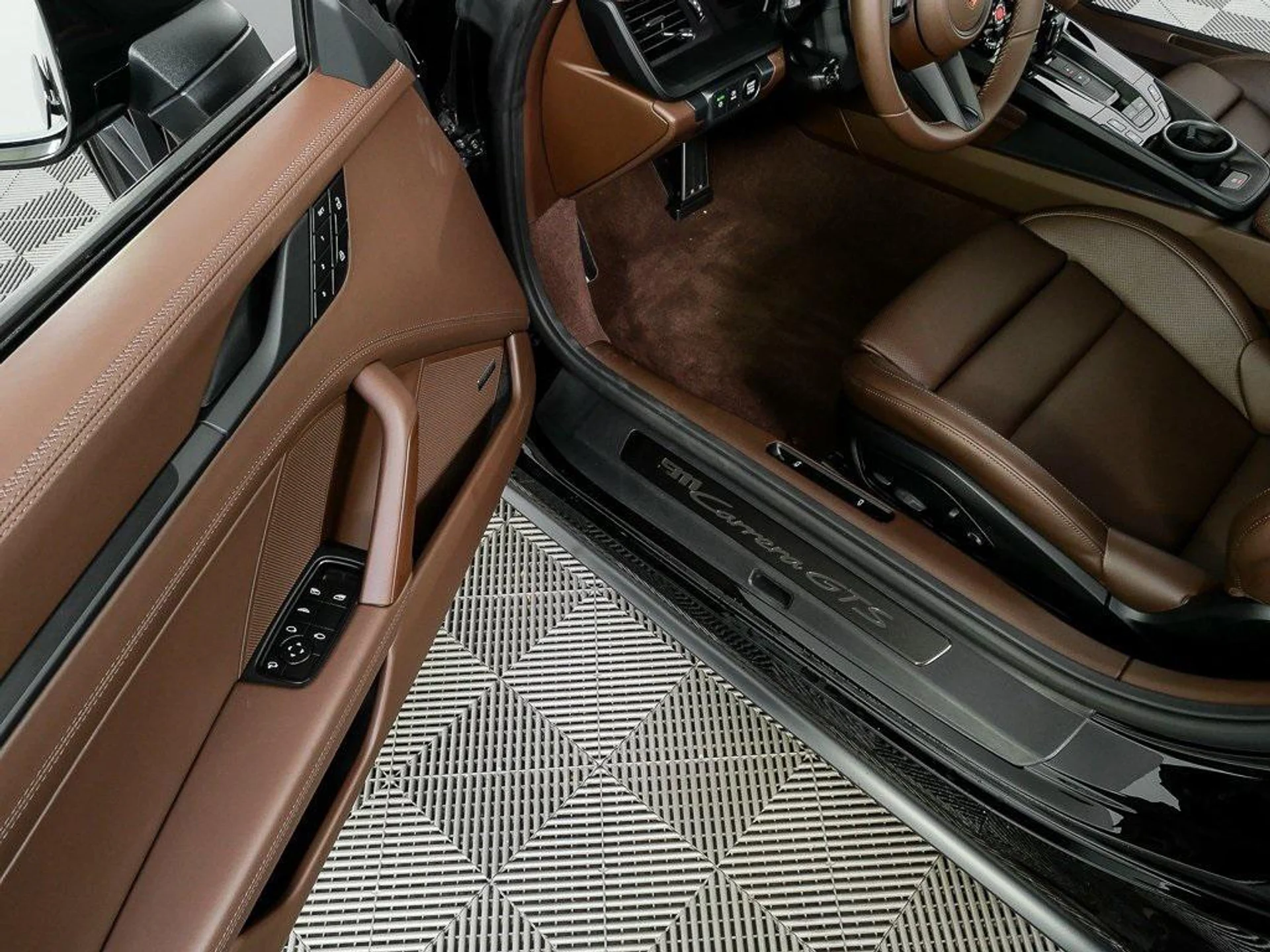 mph004_225525730_Kl_Vtsdm_Bt_C4c8s_H_Dd_Ba_W0b_AE_27d13cd0f1