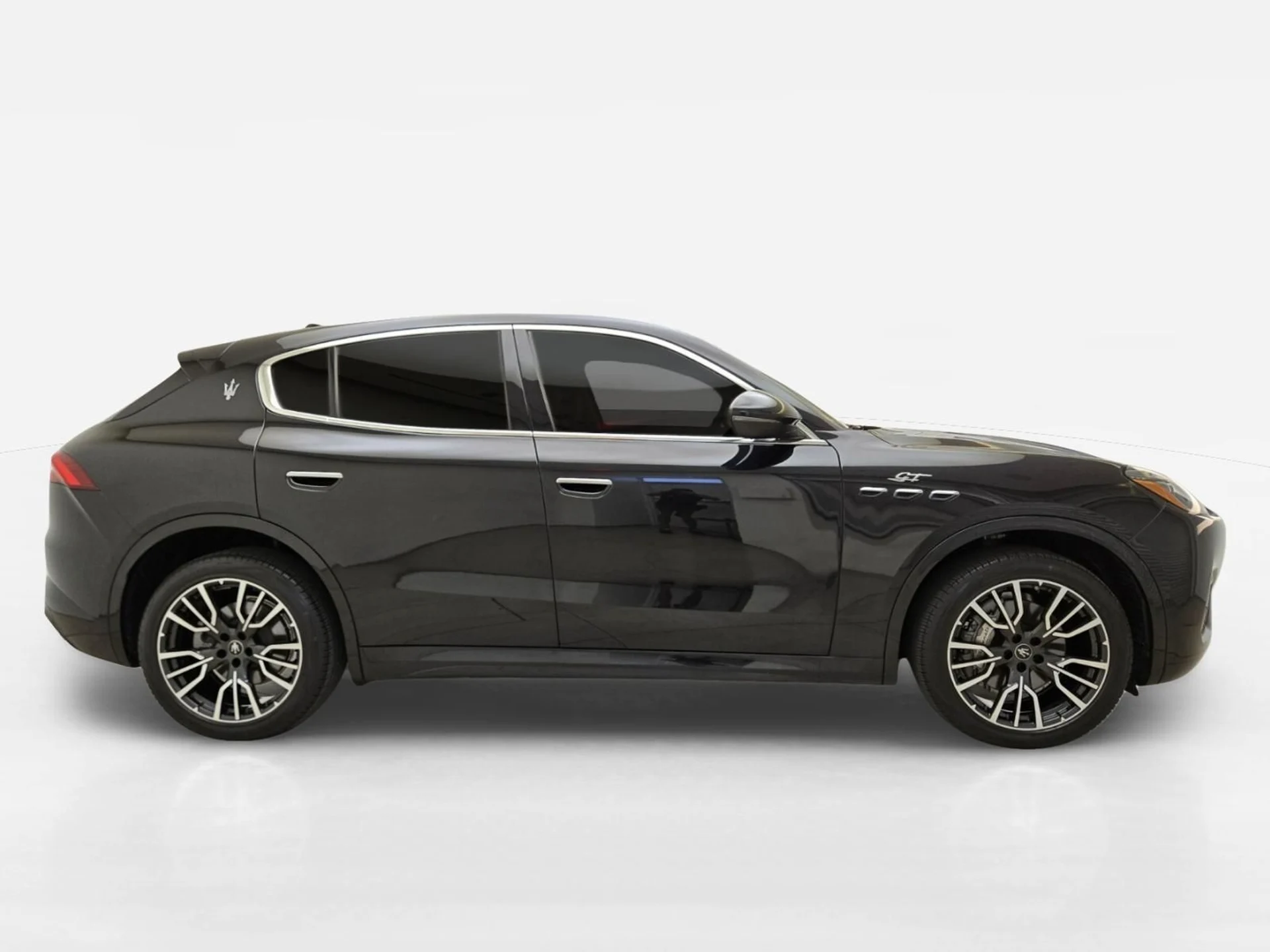 mph004_2258381087_Used_2023_Maserati_Grecale_GT_1789624510_77d9af6254