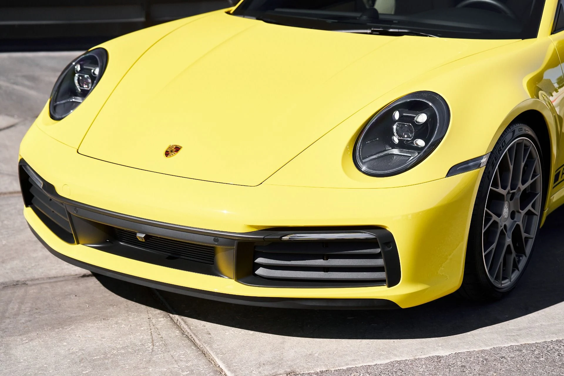 mph004_2259653836_Used_2022_Porsche_911_Carrera_4_S_1761081904_ebc04c8399