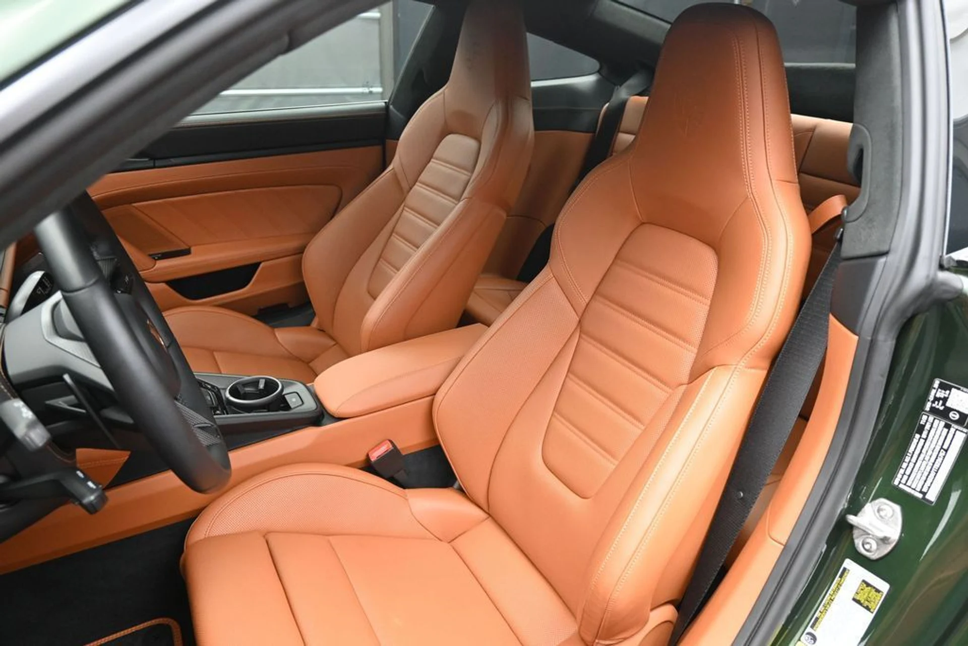 mph004_2261955985_18dcfe0bed58bee22610c8a6c1b20693x_039b31ab11