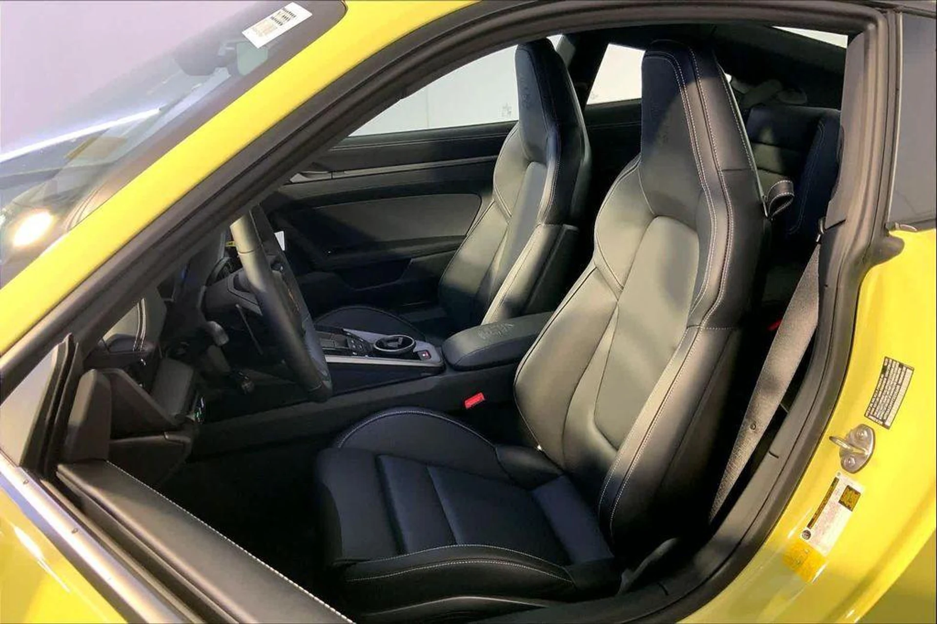 mph004_2271758504_H_UG_4_f9_J98_J_Gr_9_Ud3_Nn_G5_Rg4_Q_2452e7be5e