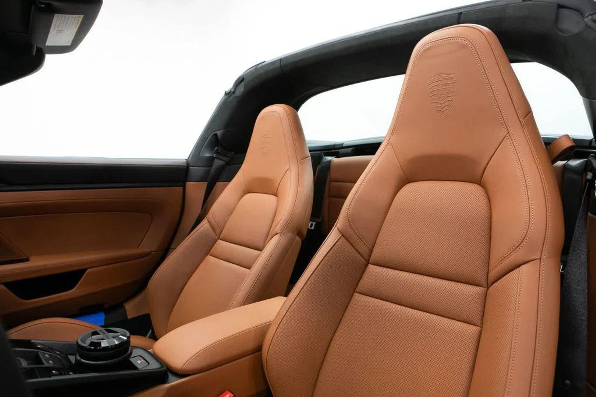 mph004_2273070061_w_X1k_N2_Pw_Gg2_OQD_Kk_E4nr1c_A3s_E_c31479c242