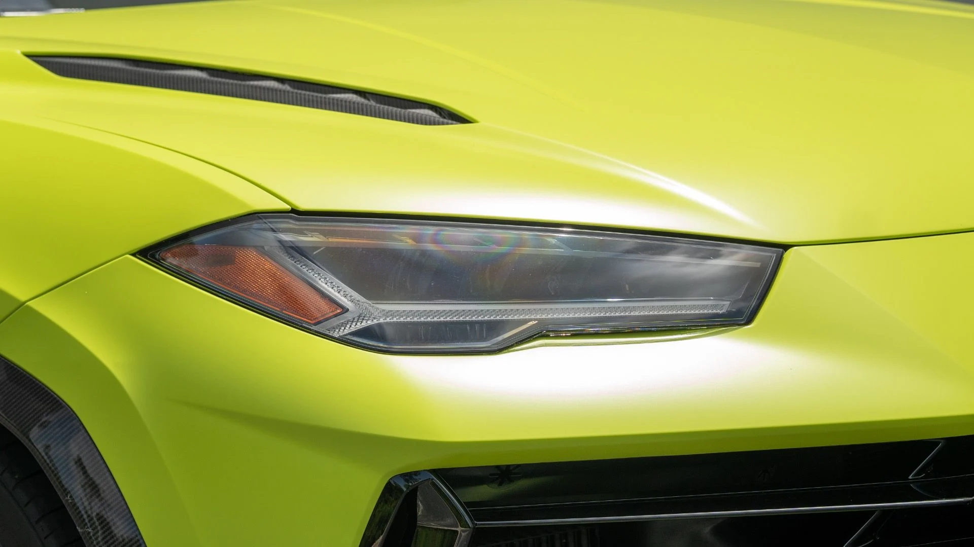 mph004_2274480236_Used_2024_Lamborghini_Urus_Performante_1753476230_2b5ca92f57