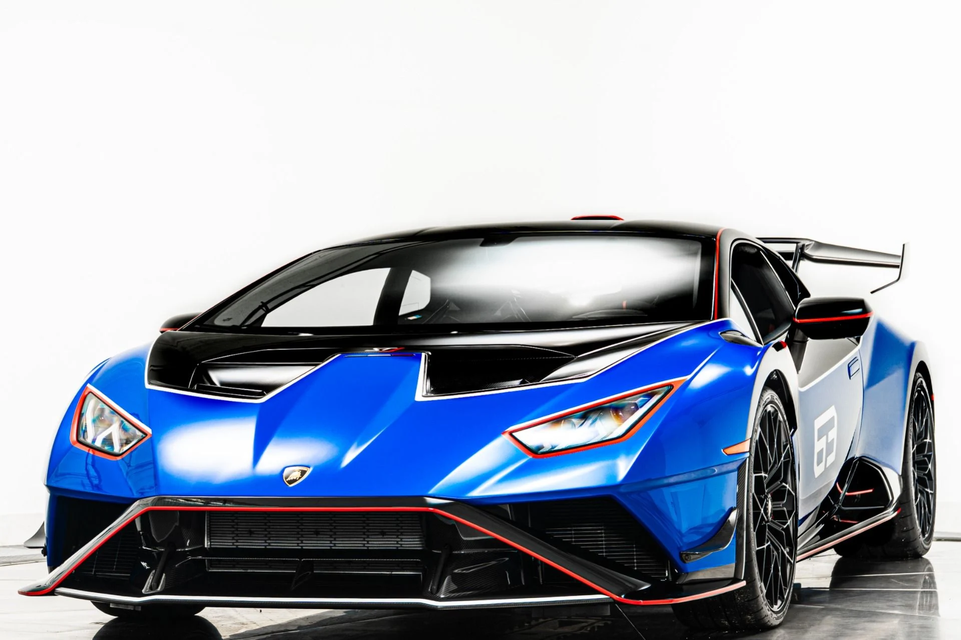 mph004_2283763375_Used_2024_Lamborghini_Huracan_STJ_1757002928_59e10a5c0f